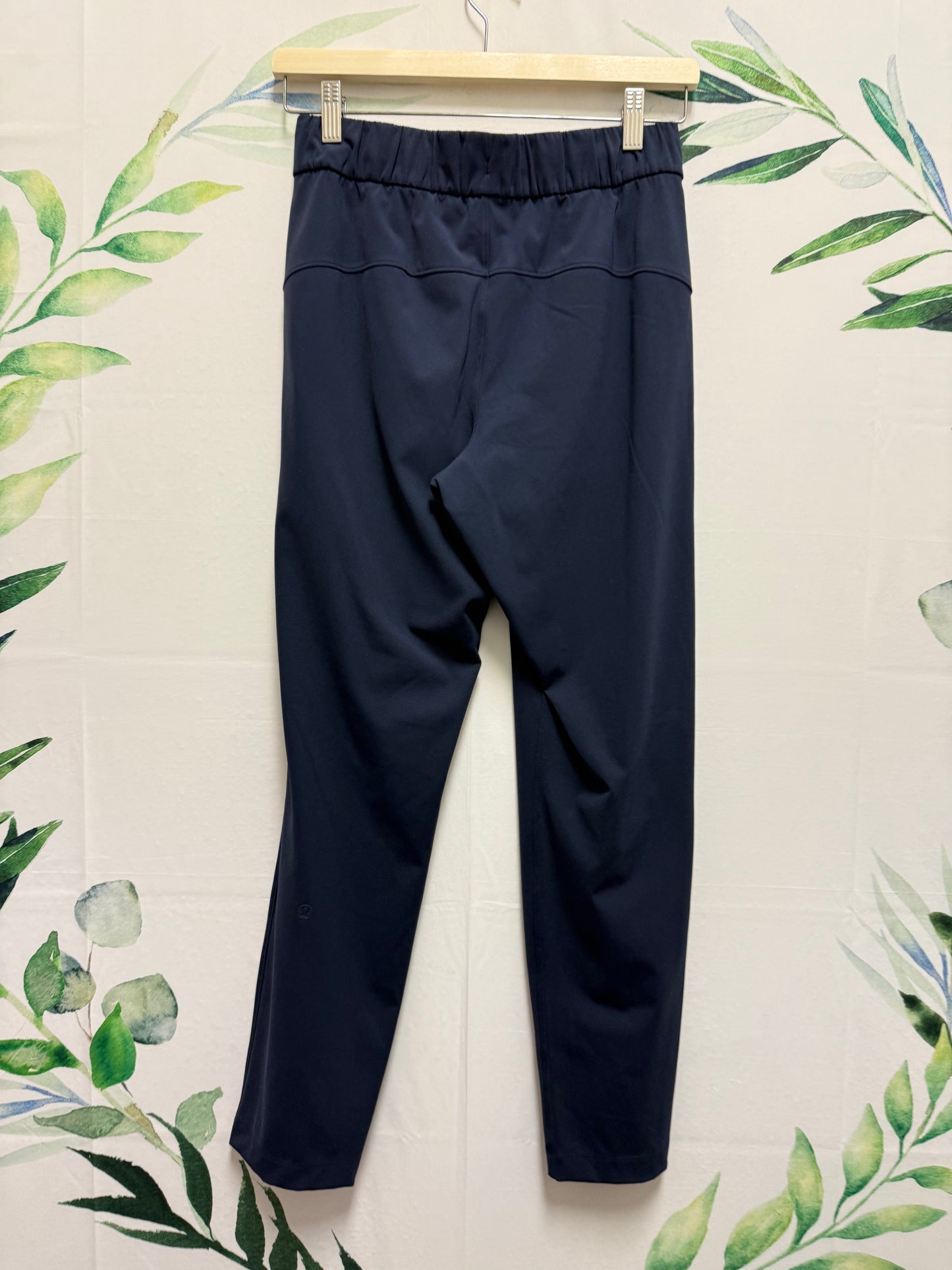 Lululemon On The Fly MR Pant 28” (4)
