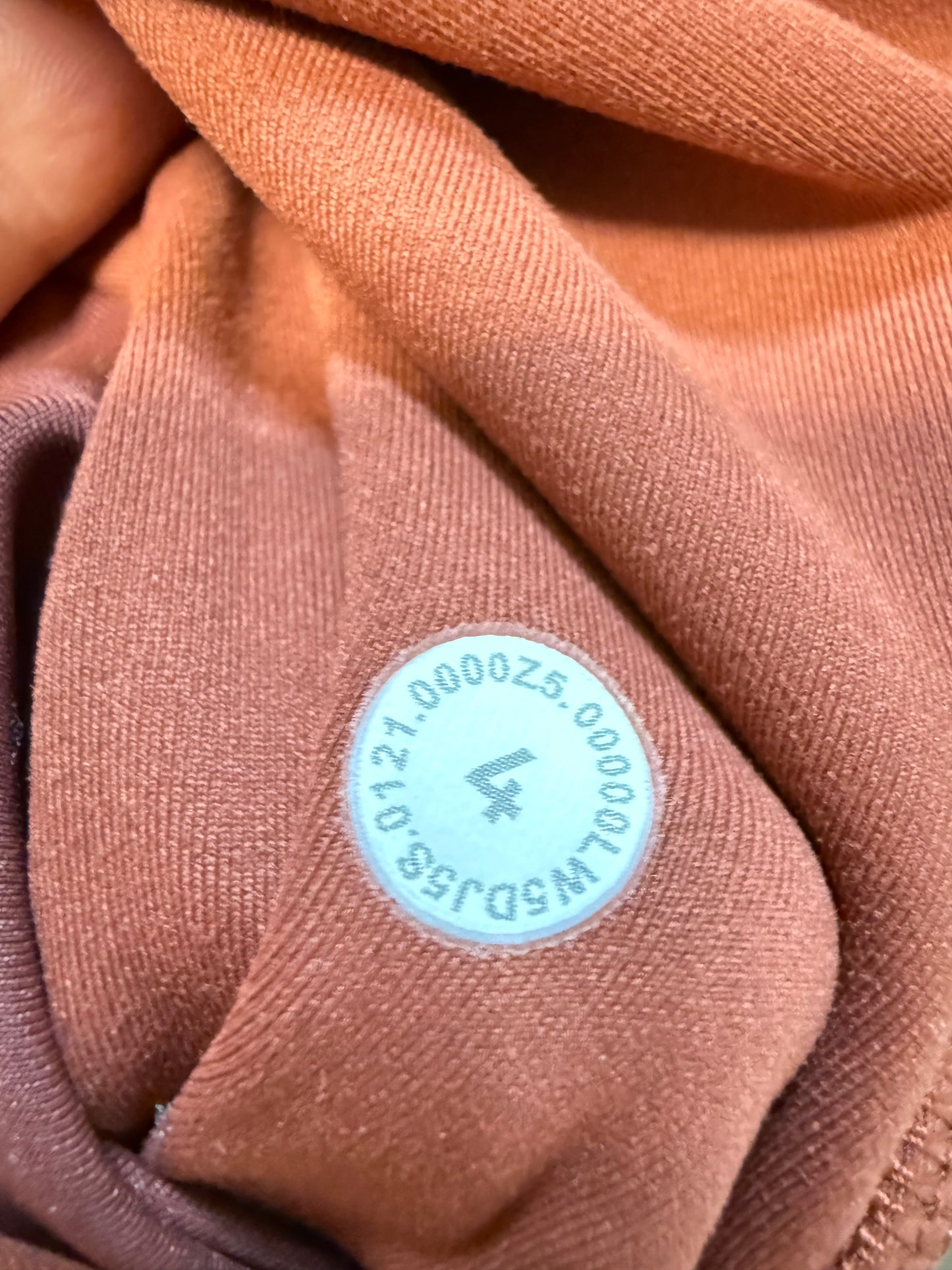 Lululemon Invigorate HR Tight 28” (4)