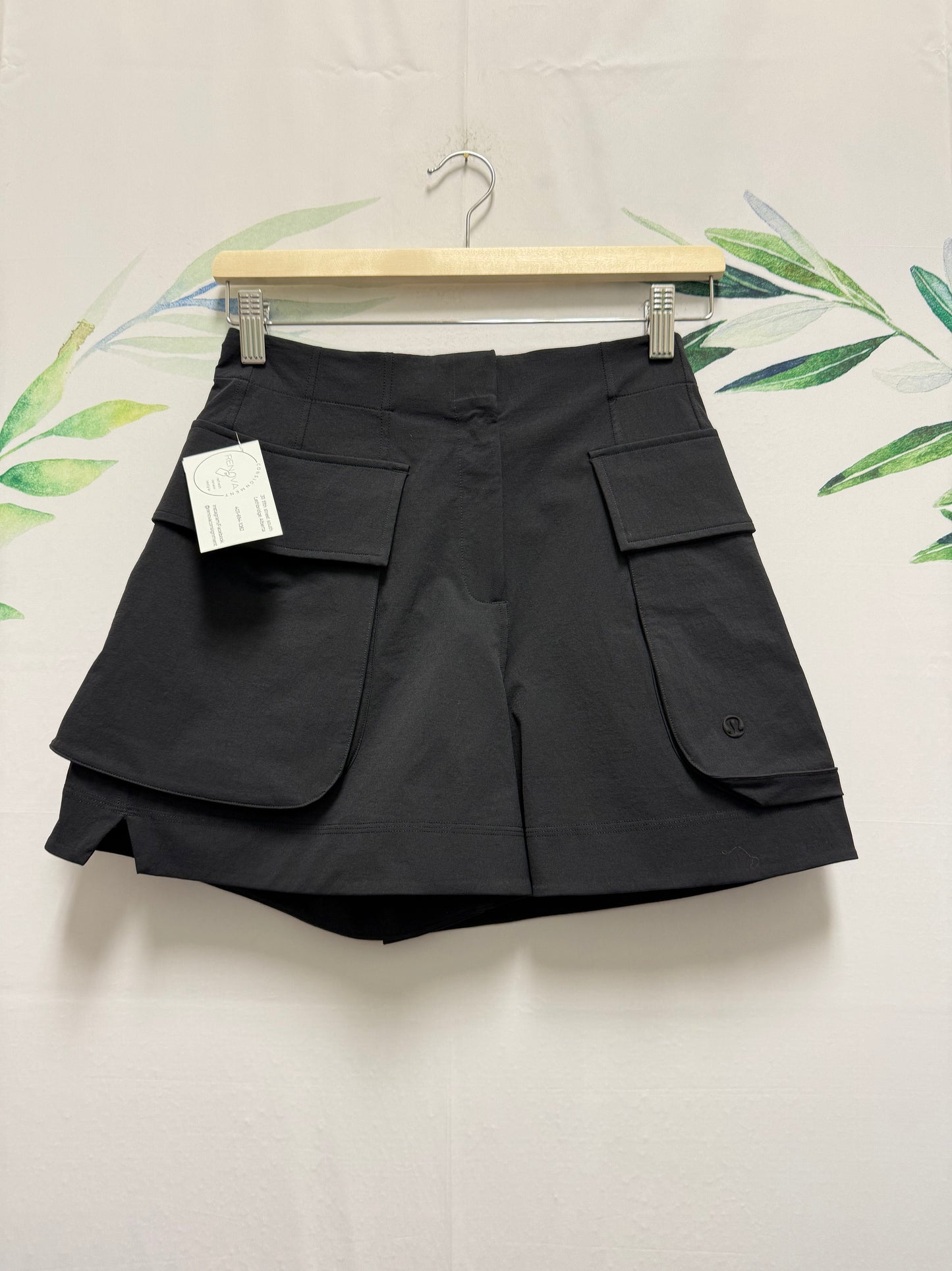 Lululemon Relaxed Cargo SHR Short 4” (0)