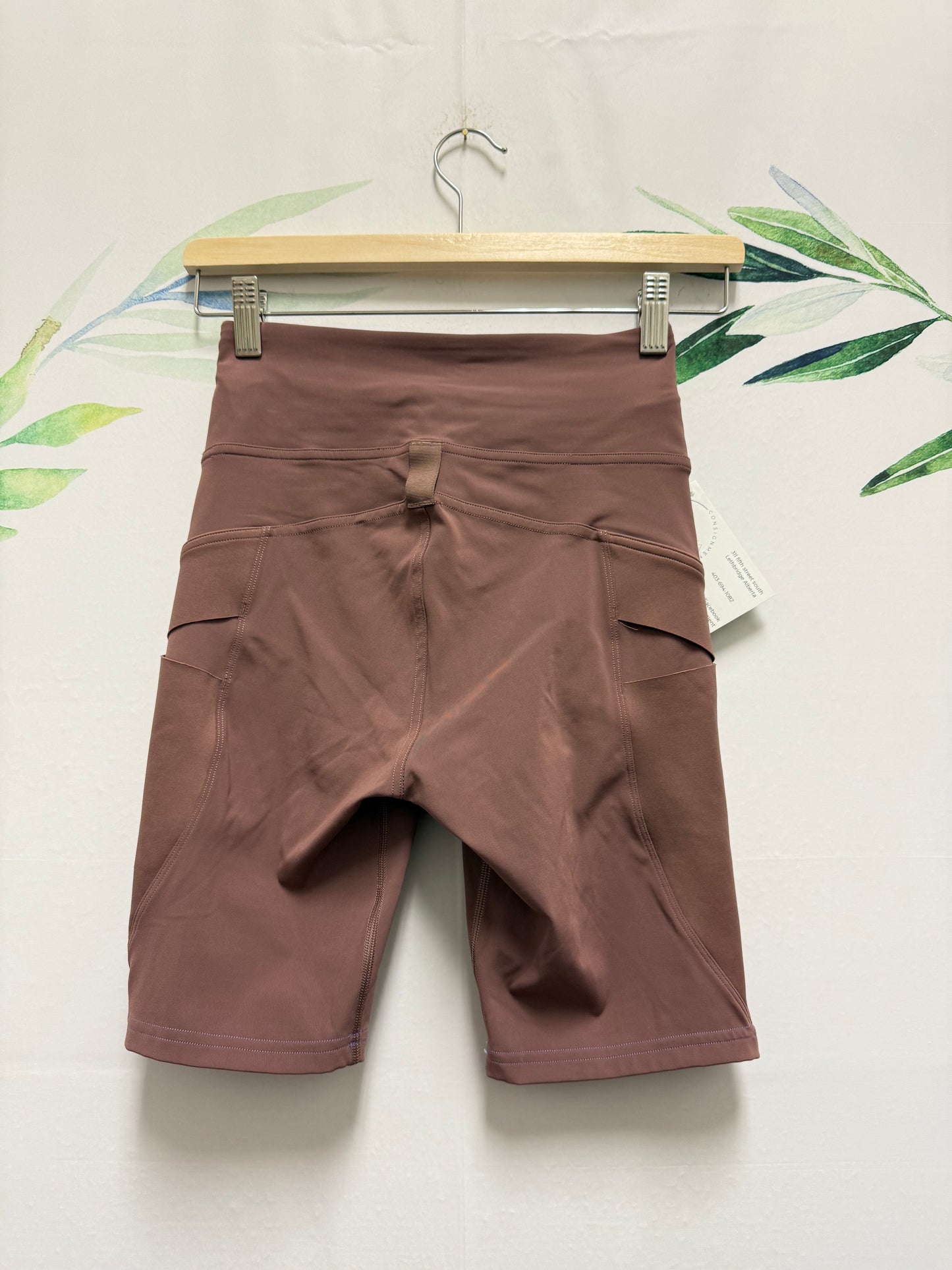 Lululemon Cargo Hiking SHR Short 8” (4)