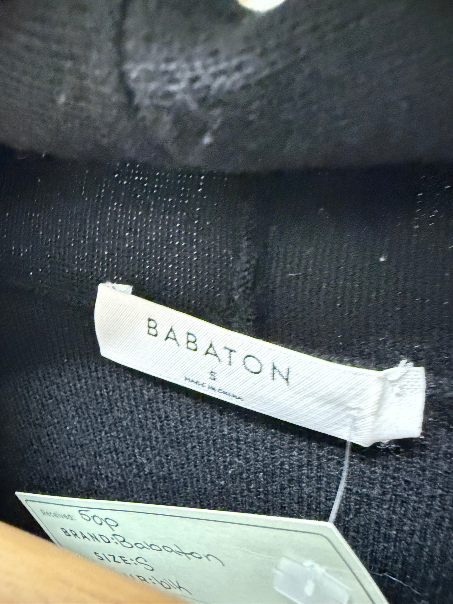 Aritzia Babaton Kirby Cardigan (S)