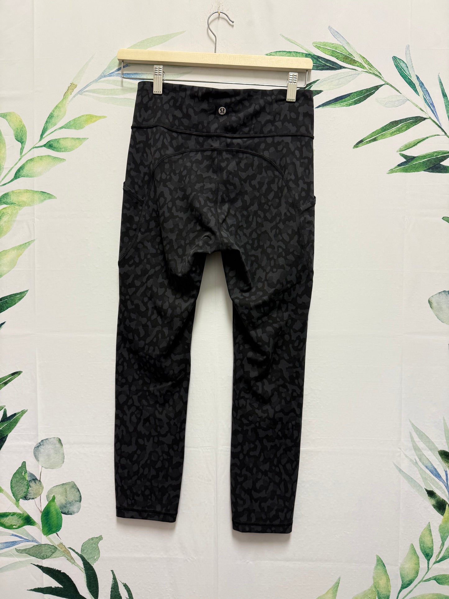 Lululemon Invigorate HR Tight 23” (6)