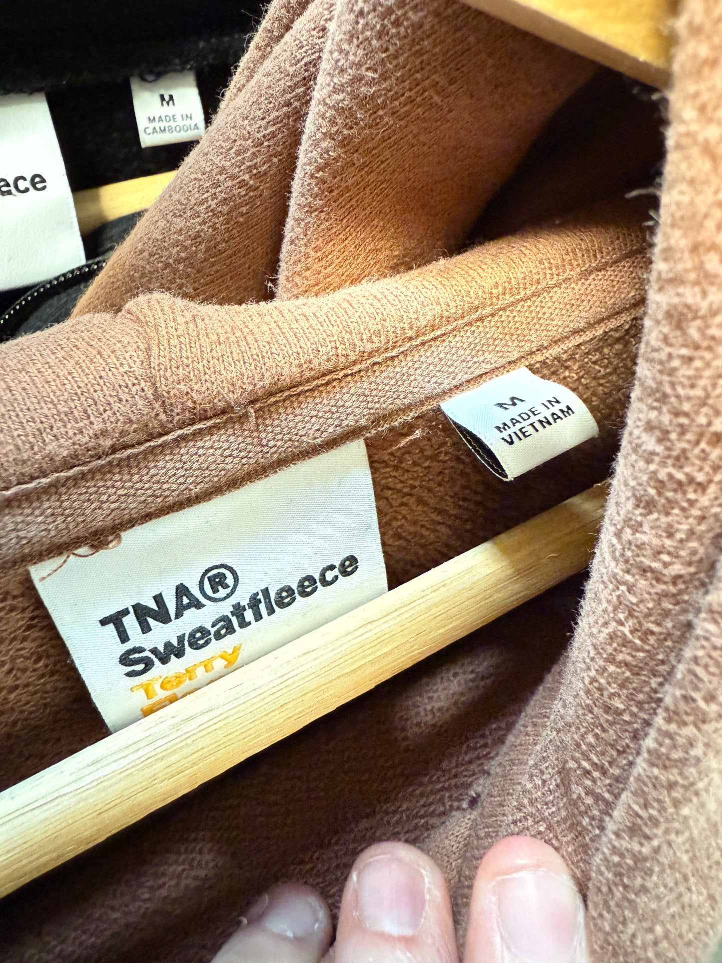 Aritzia TNA Terry Fleece Perfect Hoodie (M)