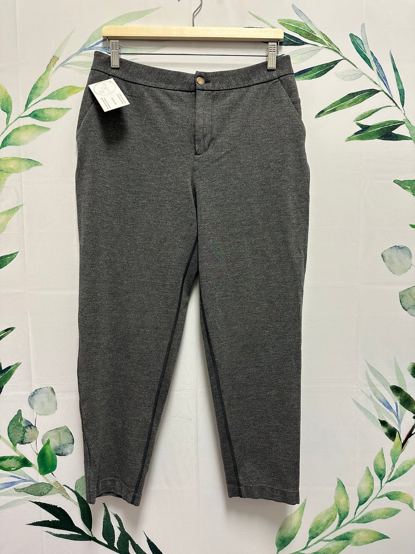 Lululemon City Trek MR Trouser 28” (10) (2)