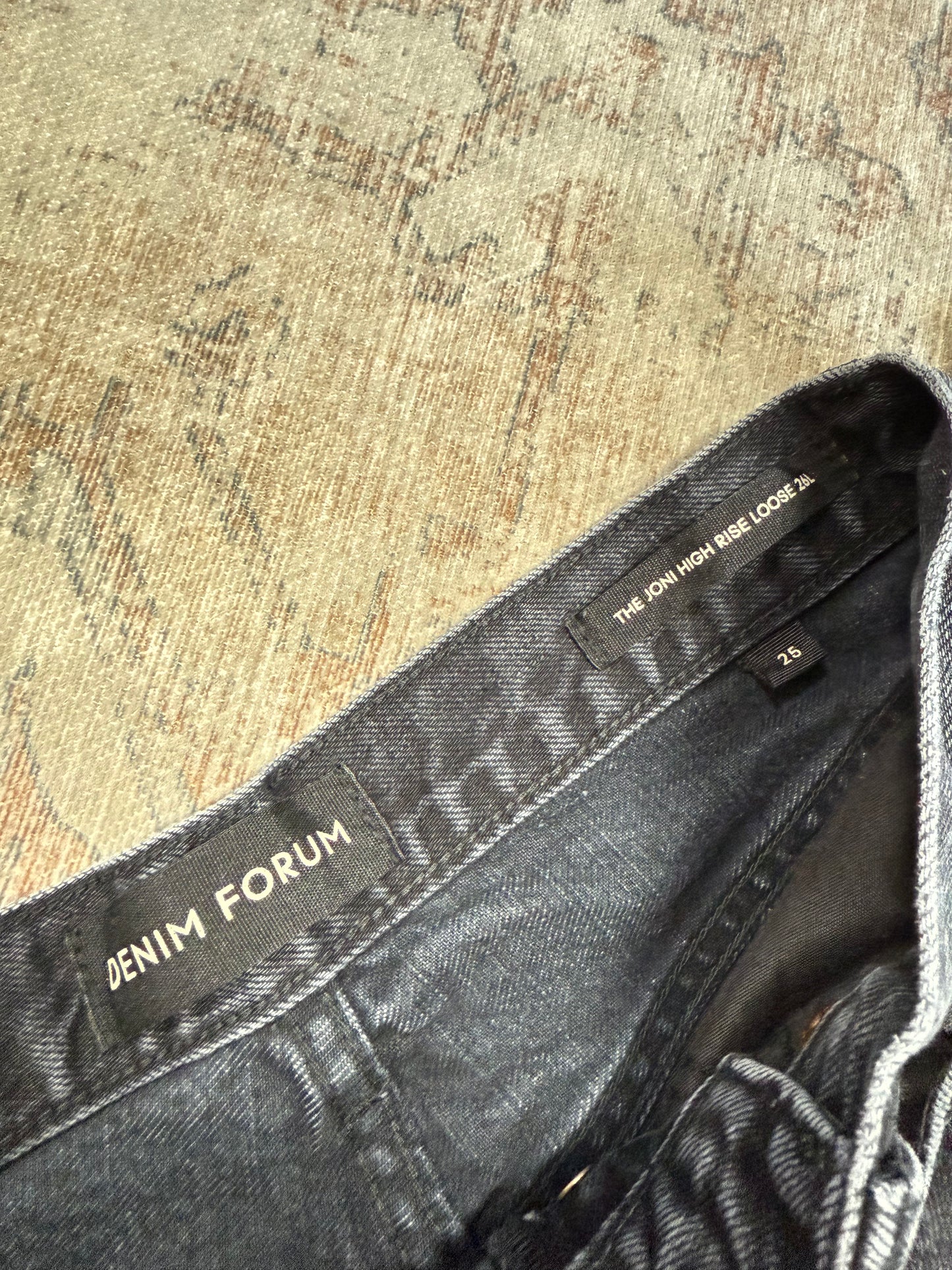 Denim Forum Joni Loose HR Jeans (25x26)