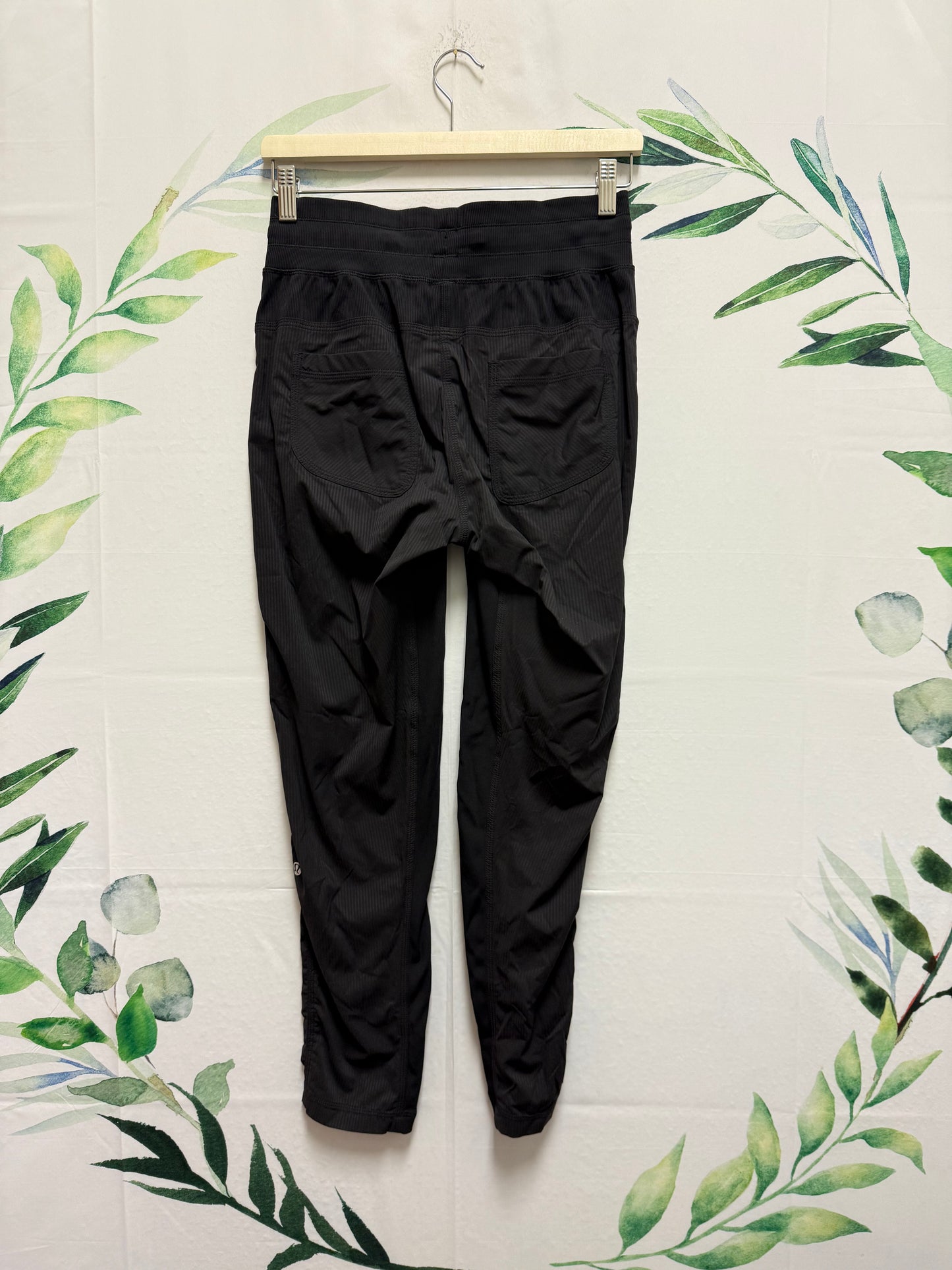 Lululemon Street to Studio MR Pant 28” (4)