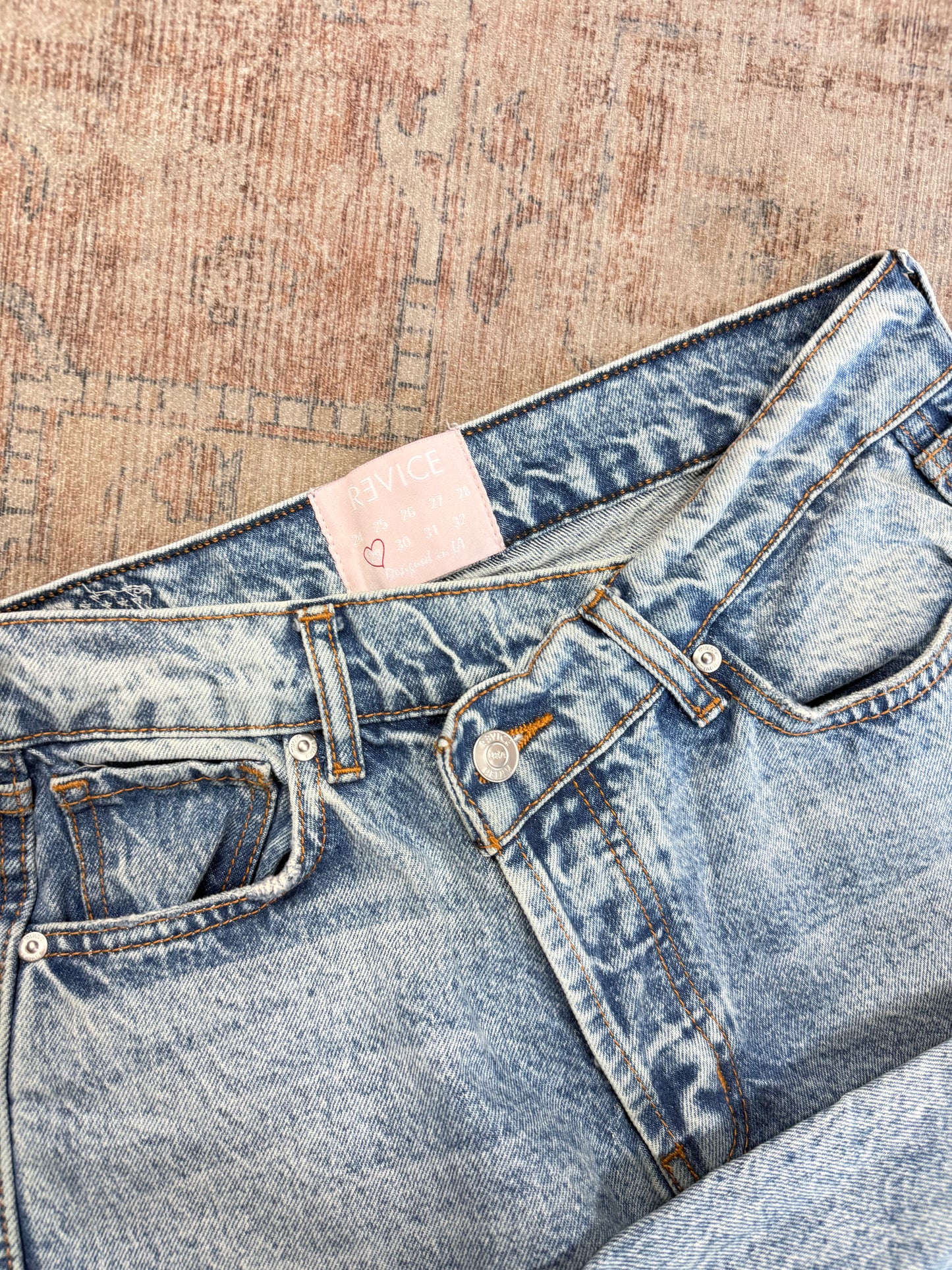 Revice Oversized Crosswaist Jeans (29x28)