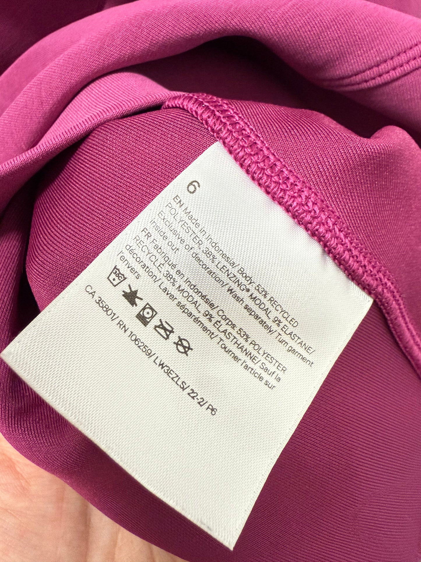 Lululemon Softstreme Perfectly Oversized Cropped Crew (6)