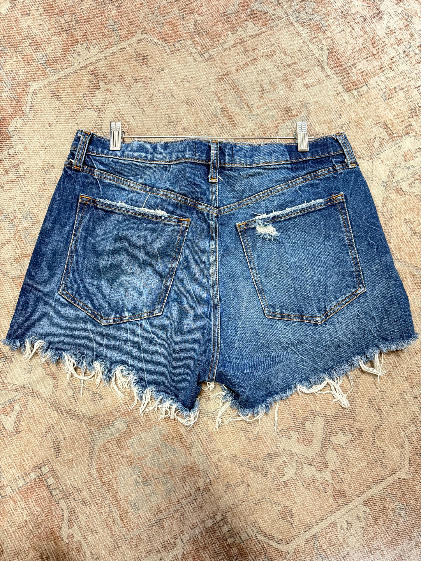 Abercrombie The Mom HR Shorts (32)