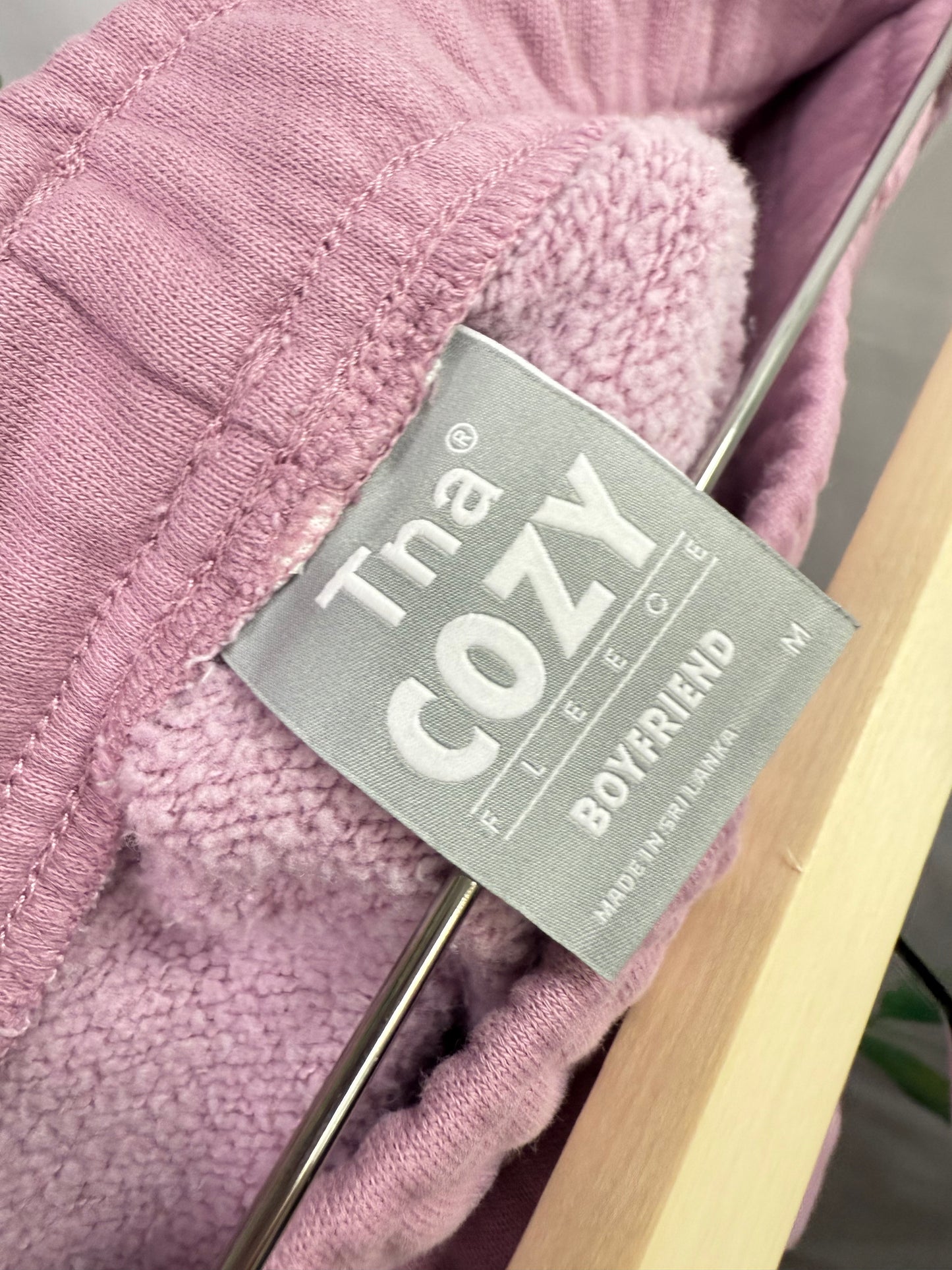 Aritzia TNA Cozyfleece Boyfriend Sweatpants 30” (M)