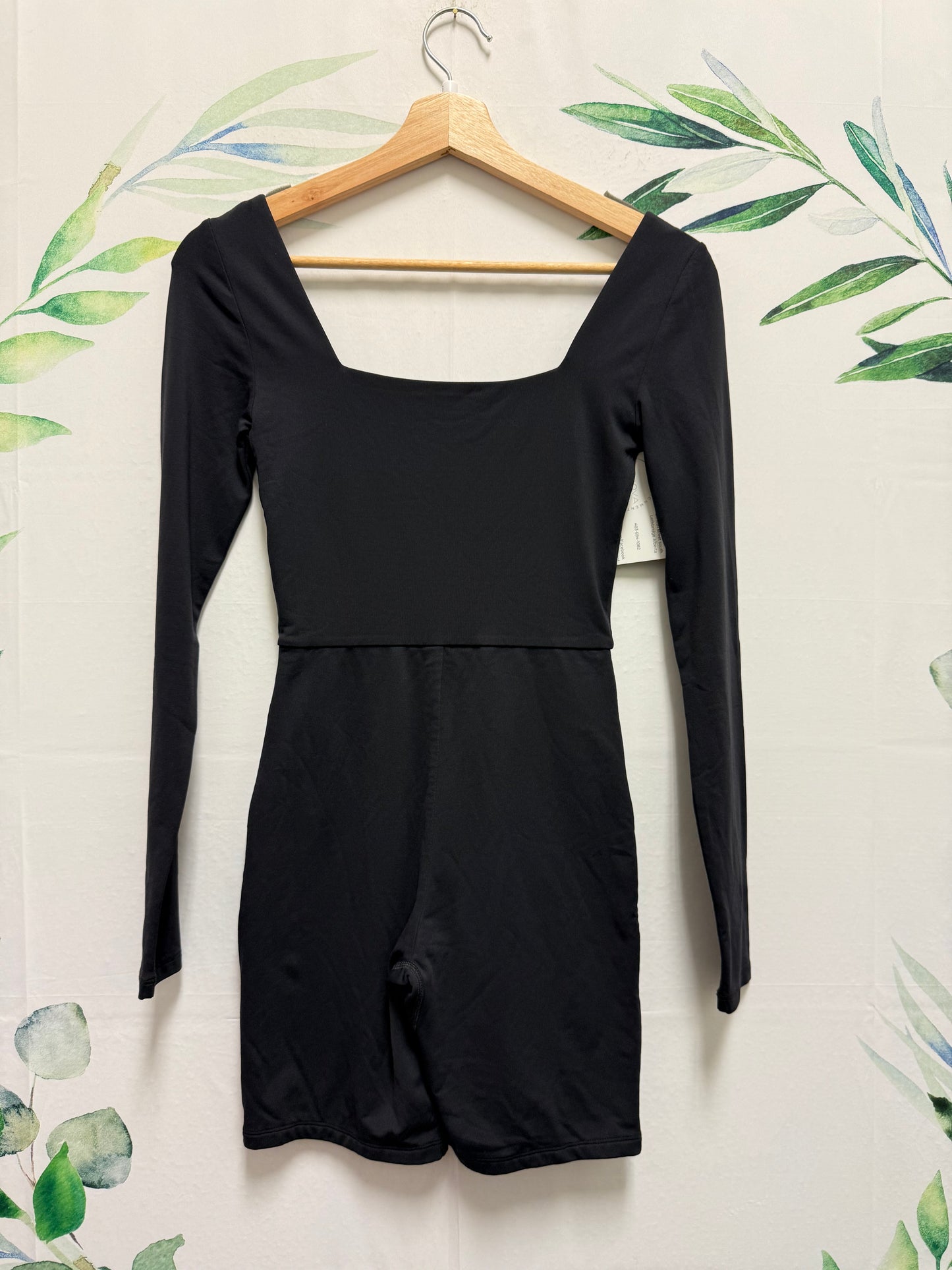 Aritzia Babaton Contour Squareneck Bodysuit (S)