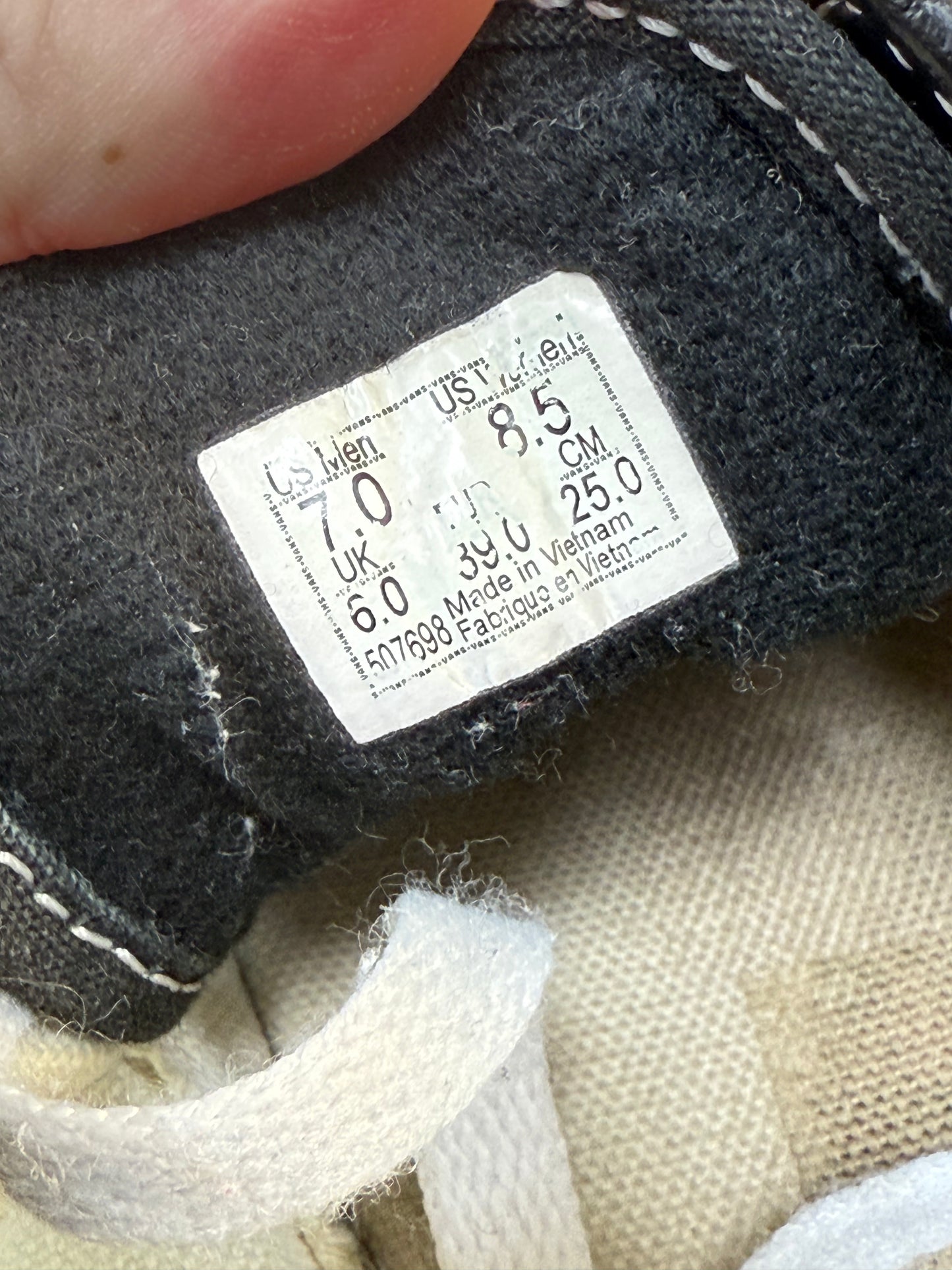 Vans Old Skool Sneakers (Womens 8.5)