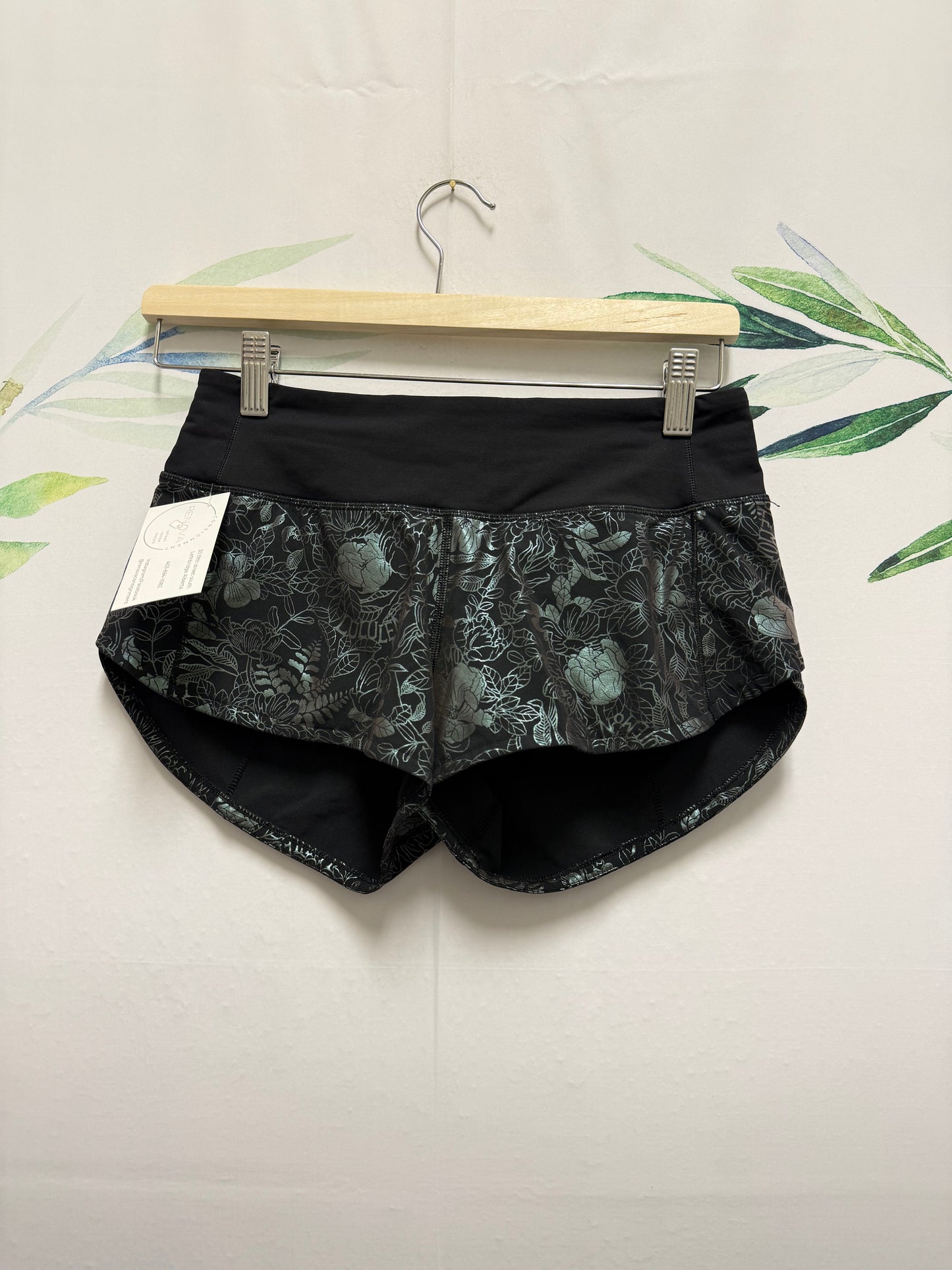 Lululemon Speed Up LR Short 2.5” (2)