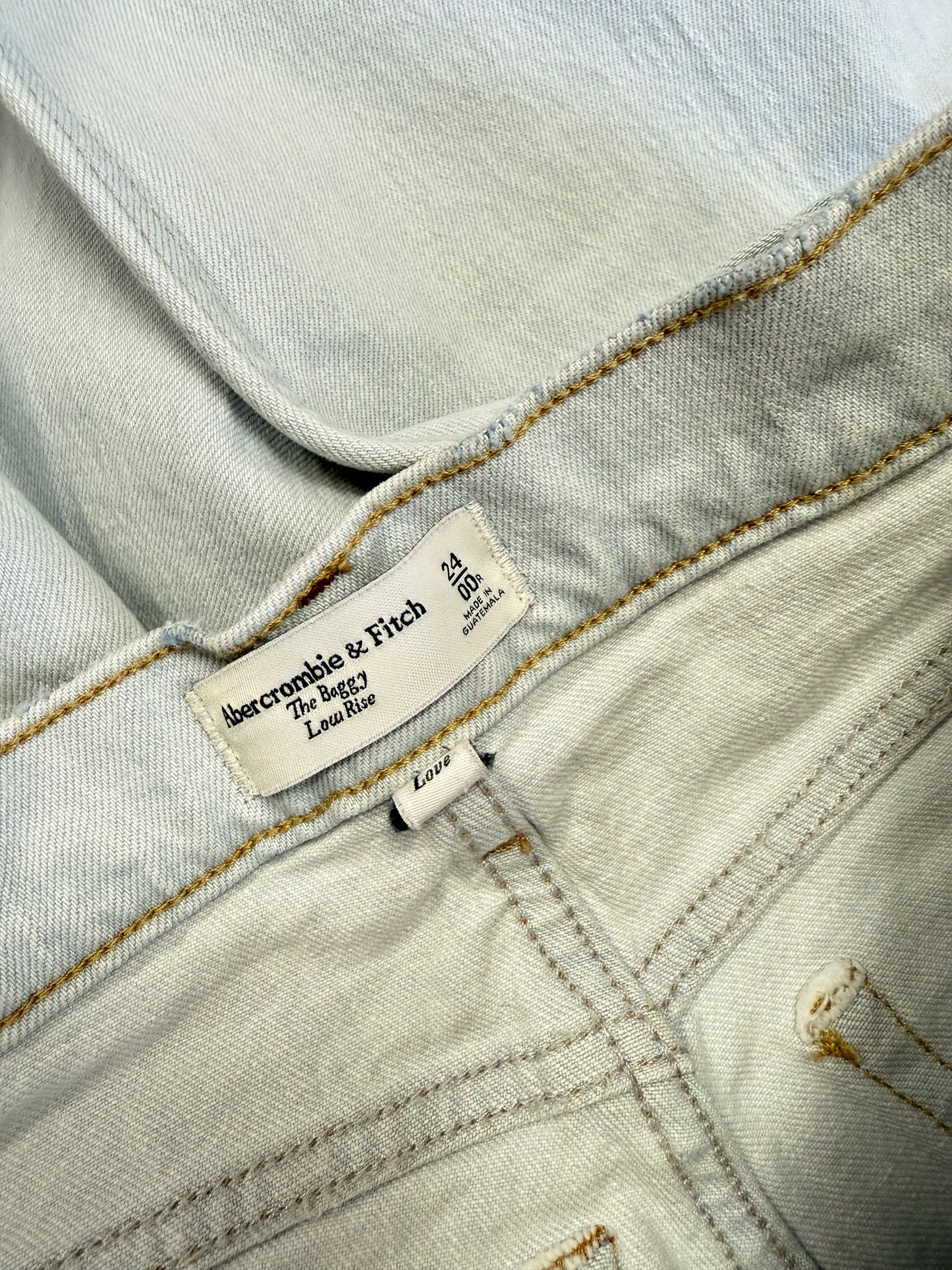 Abercrombie Baggy Low Rise Jeans (24x30)