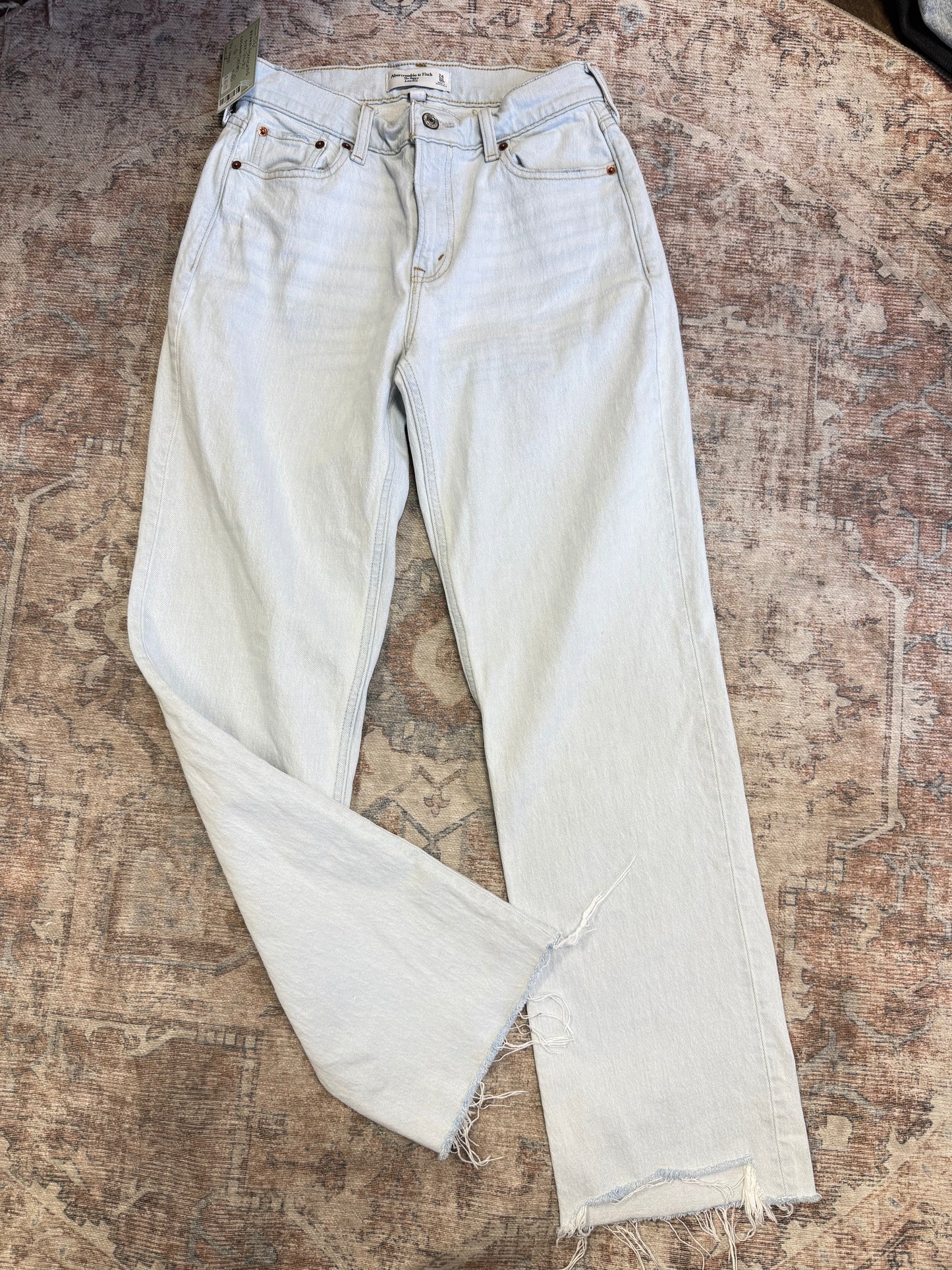 Abercrombie Baggy Low Rise Jeans (24x30)