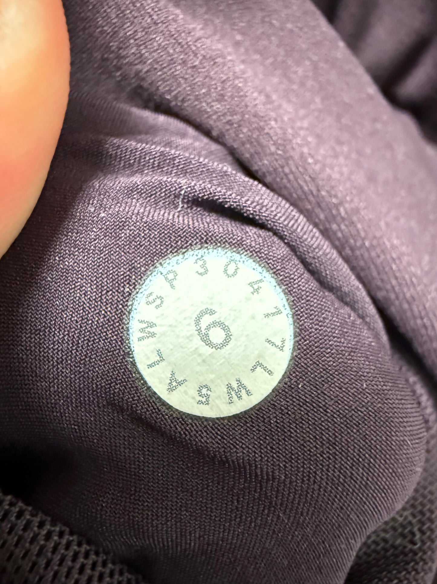 Lululemon On The Fly MR Pant 28” (6)