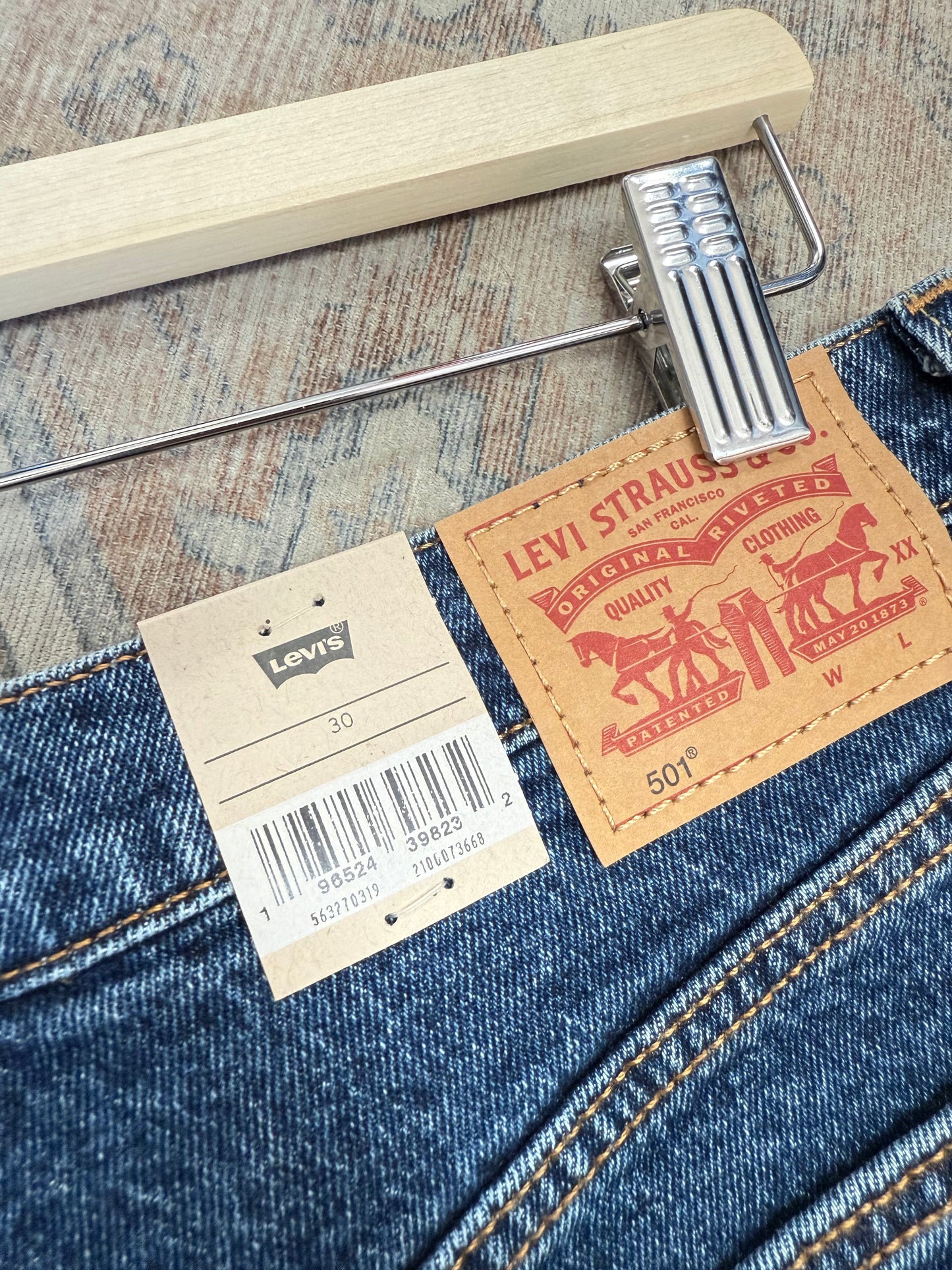 Levi’s 501 HR Shorts (30)