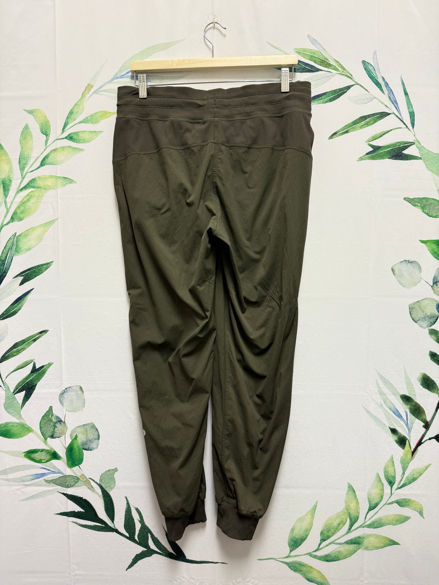 Lululemon Studio MR Jogger 28” (12)