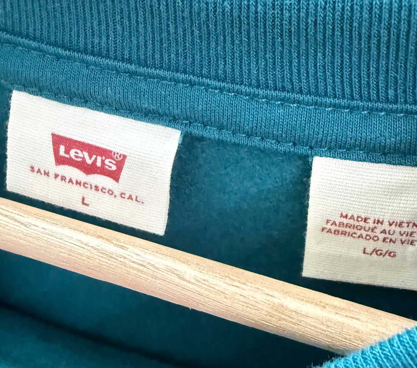 Levi’s Graphic Salinas Mountains Crewneck (L)