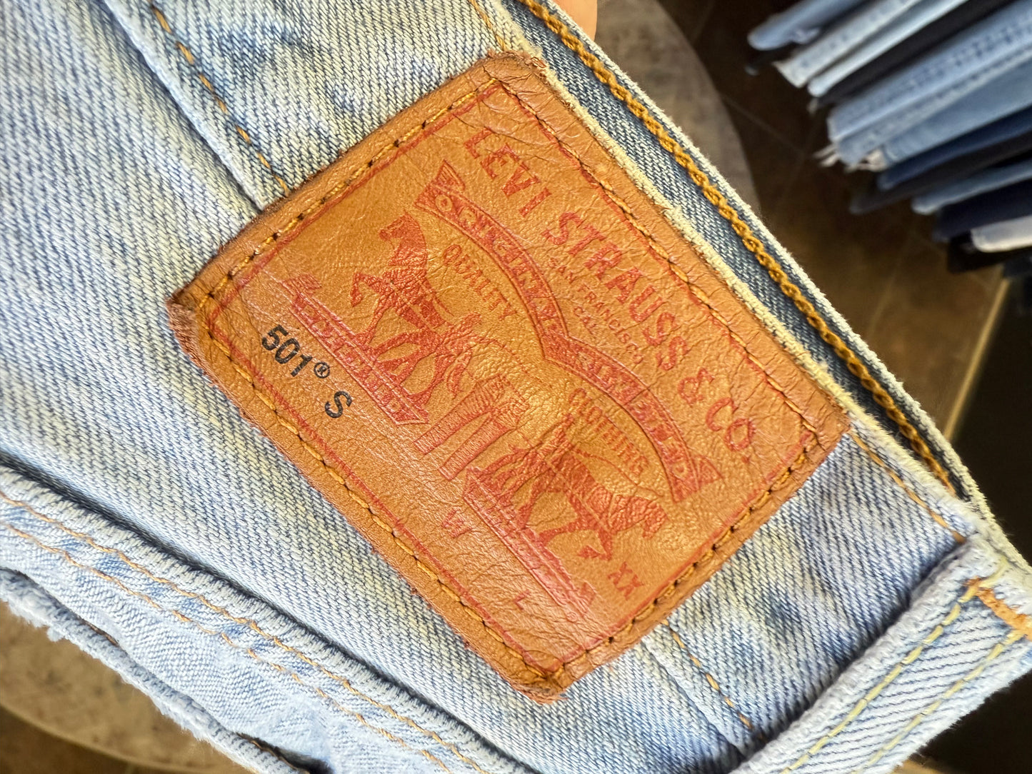 Levi 501 Skinny HR Jeans (29x30)