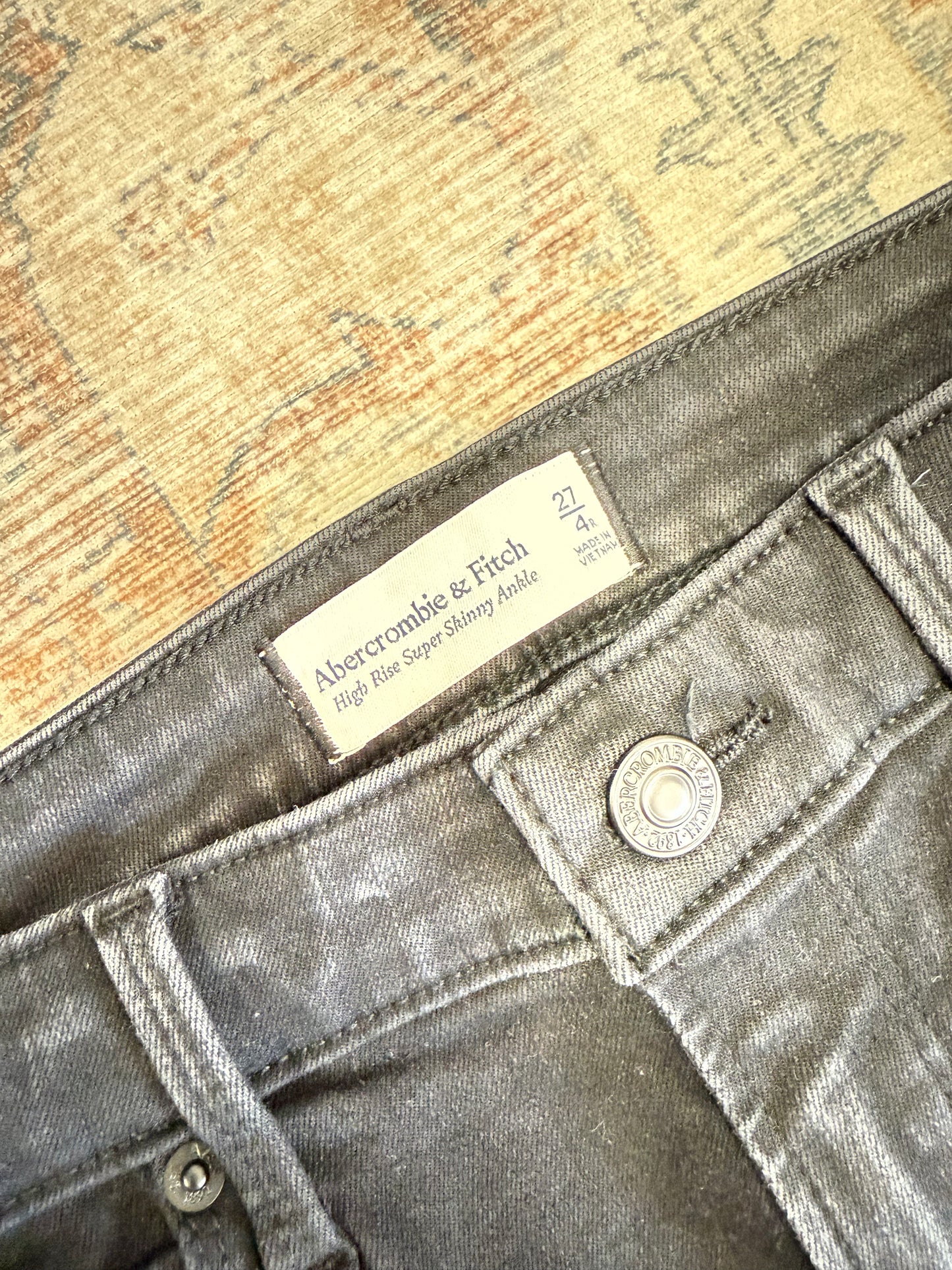 Abercrombie Super Skinny HR Jeans (27x27)