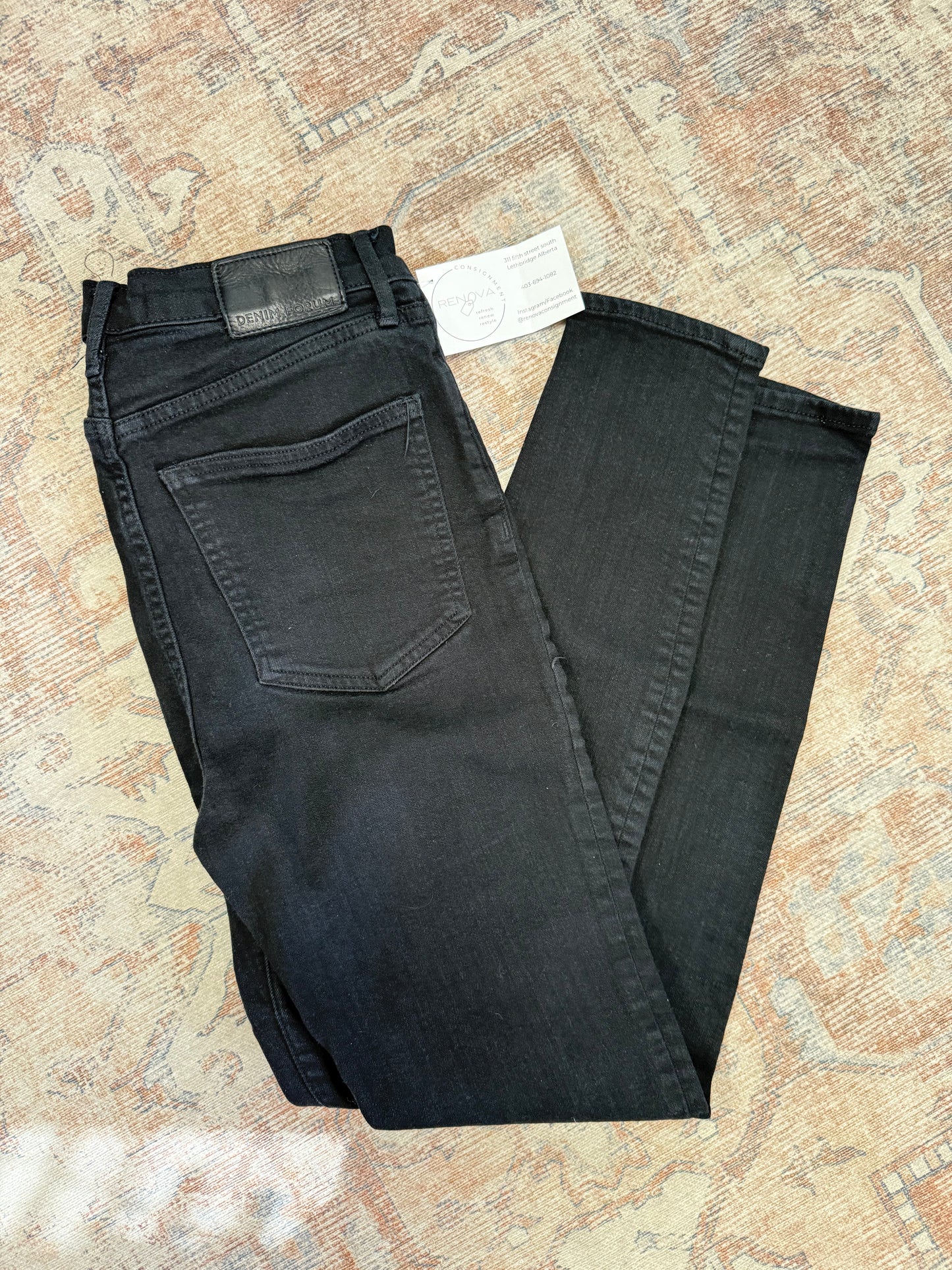 Denim Forum Lola Skinny HR Jeans (27x28) (25x29)