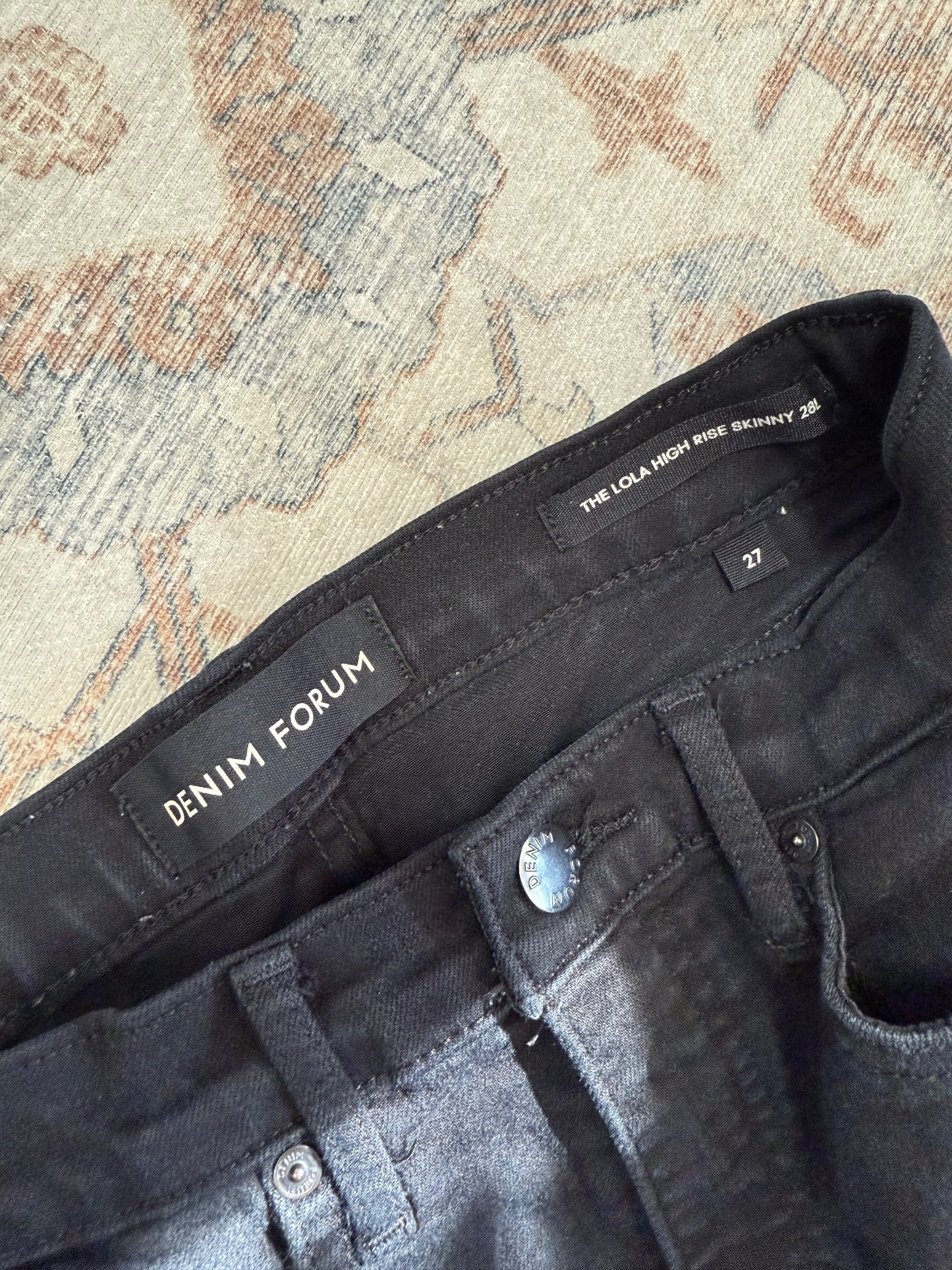 Denim Forum Lola Skinny HR Jeans (27x28) (25x29)