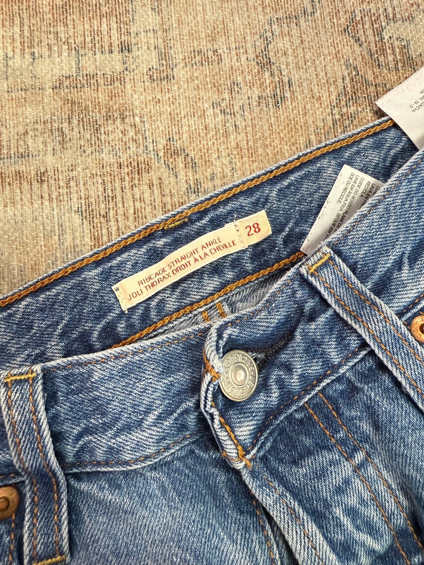 Levi Ribcage Straight Ankle HR Jeans (28x27)