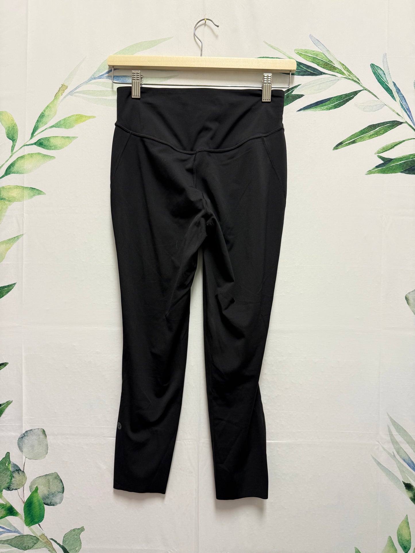 Lululemon Base Pace HR Tight 23” (6)