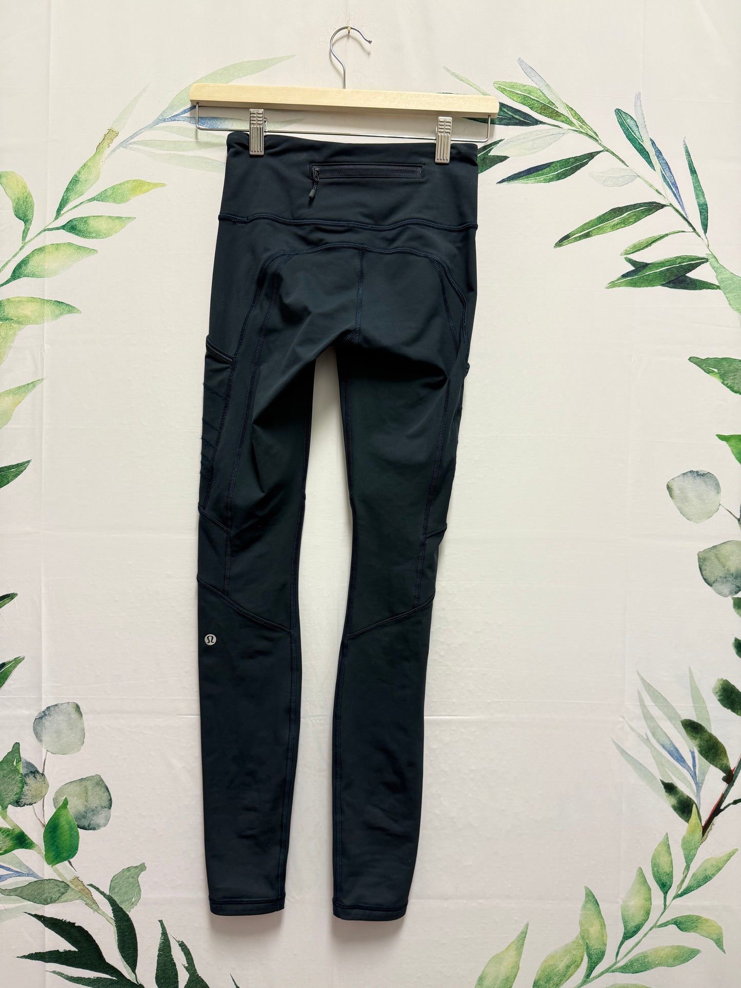 Lululemon Fresh Tracks HR Tight 28” (2)