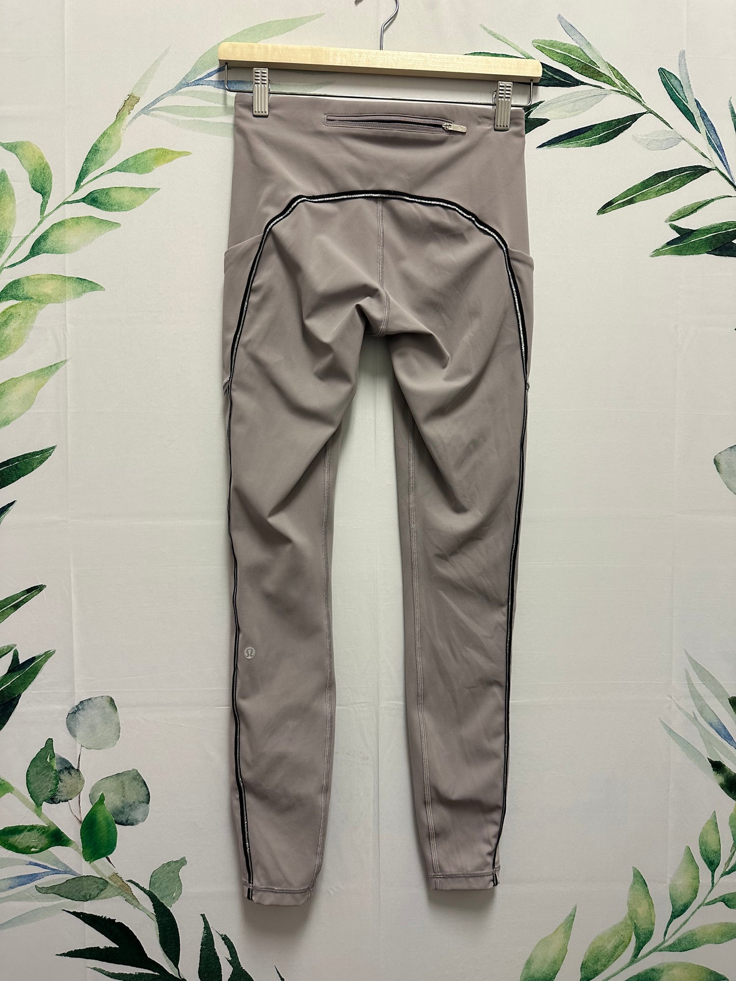 Lululemon Speed Up MR Pant 28” (6)