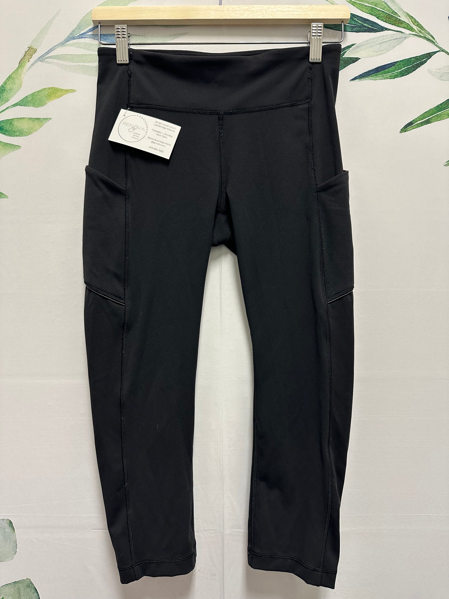 Lululemon Speed Up MR Crop 21” (6)