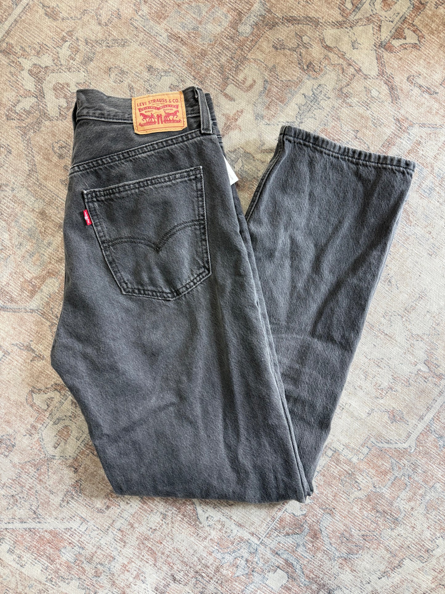 Levi’s Low Pro Straight Jeans (27x32)