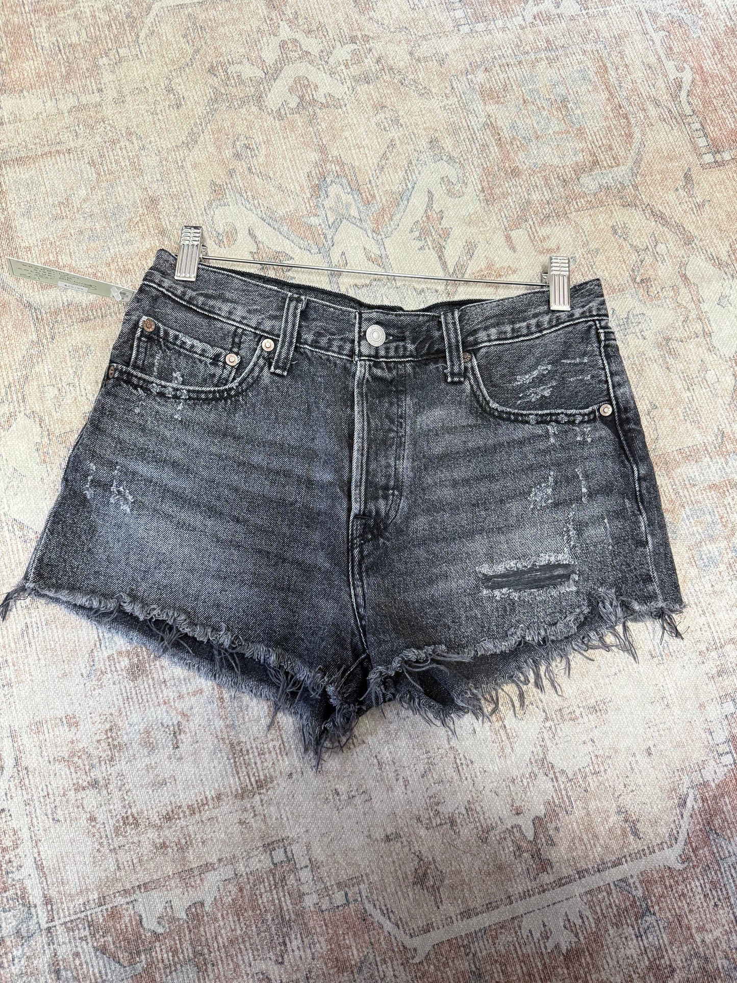 Levi’s 501 Shorts (28)