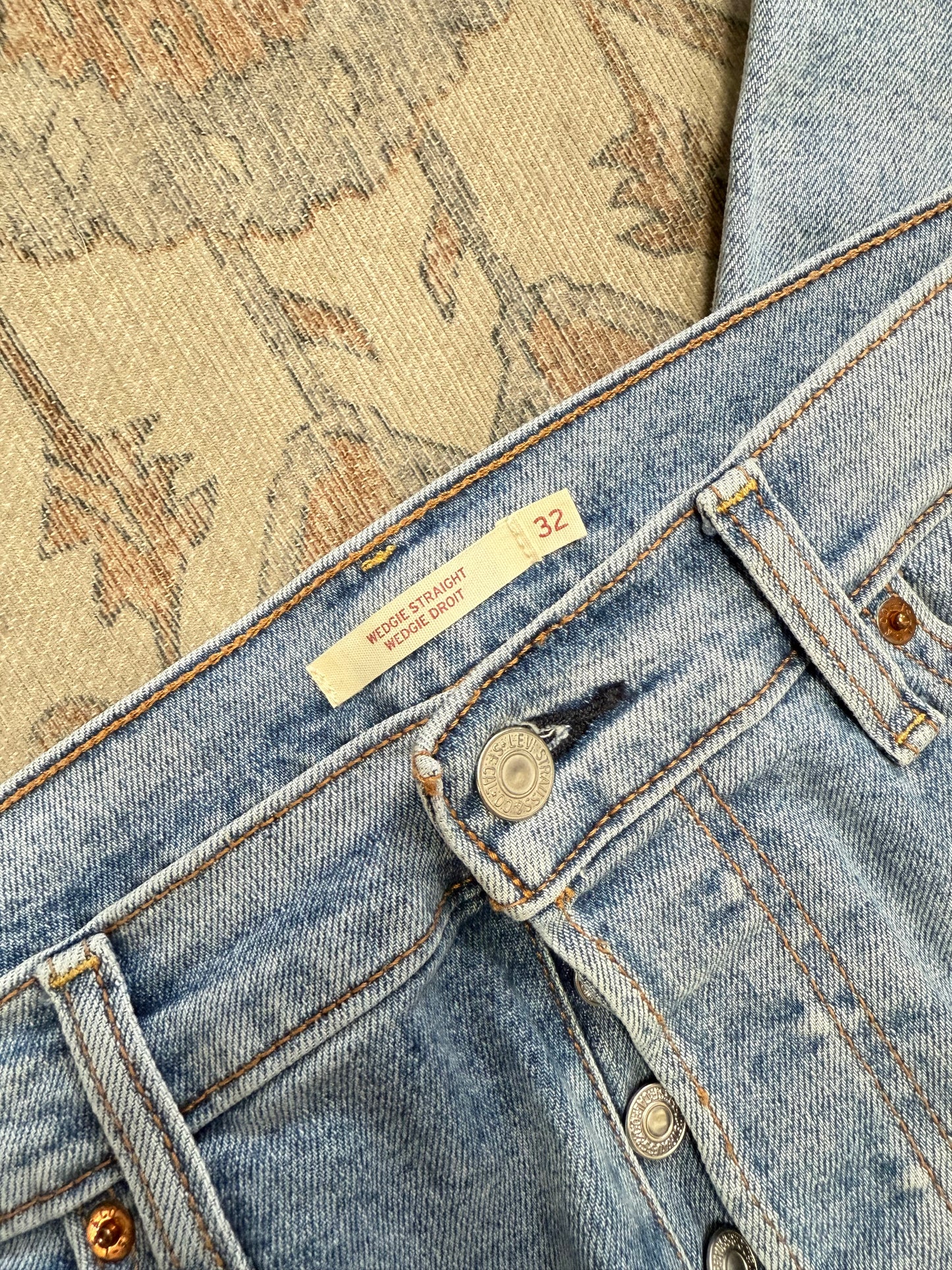 Levi’s Wedgie Straight HR Jeans (32x26)