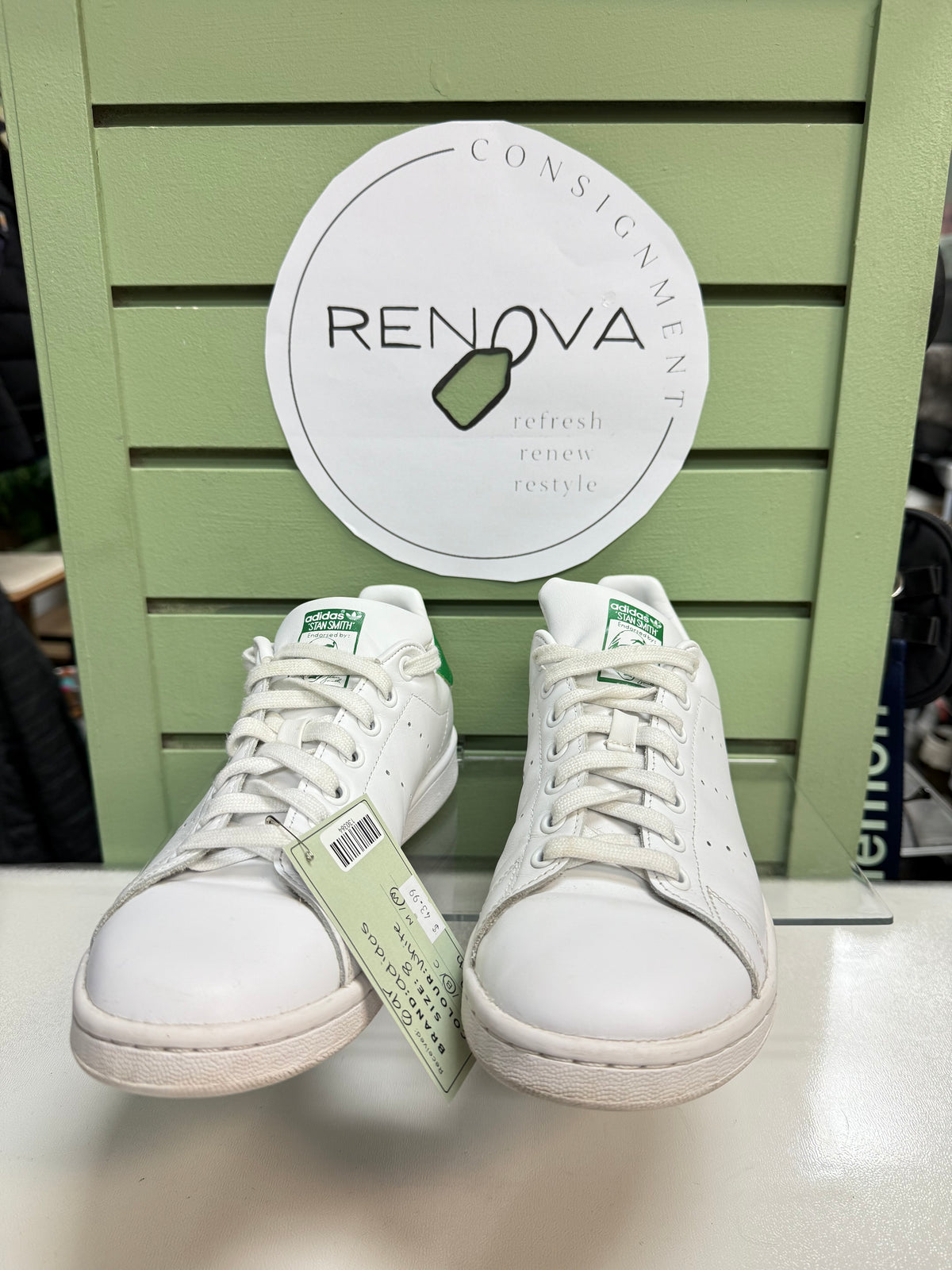 Adidas Stan Smith Sneakers (Womens 8)