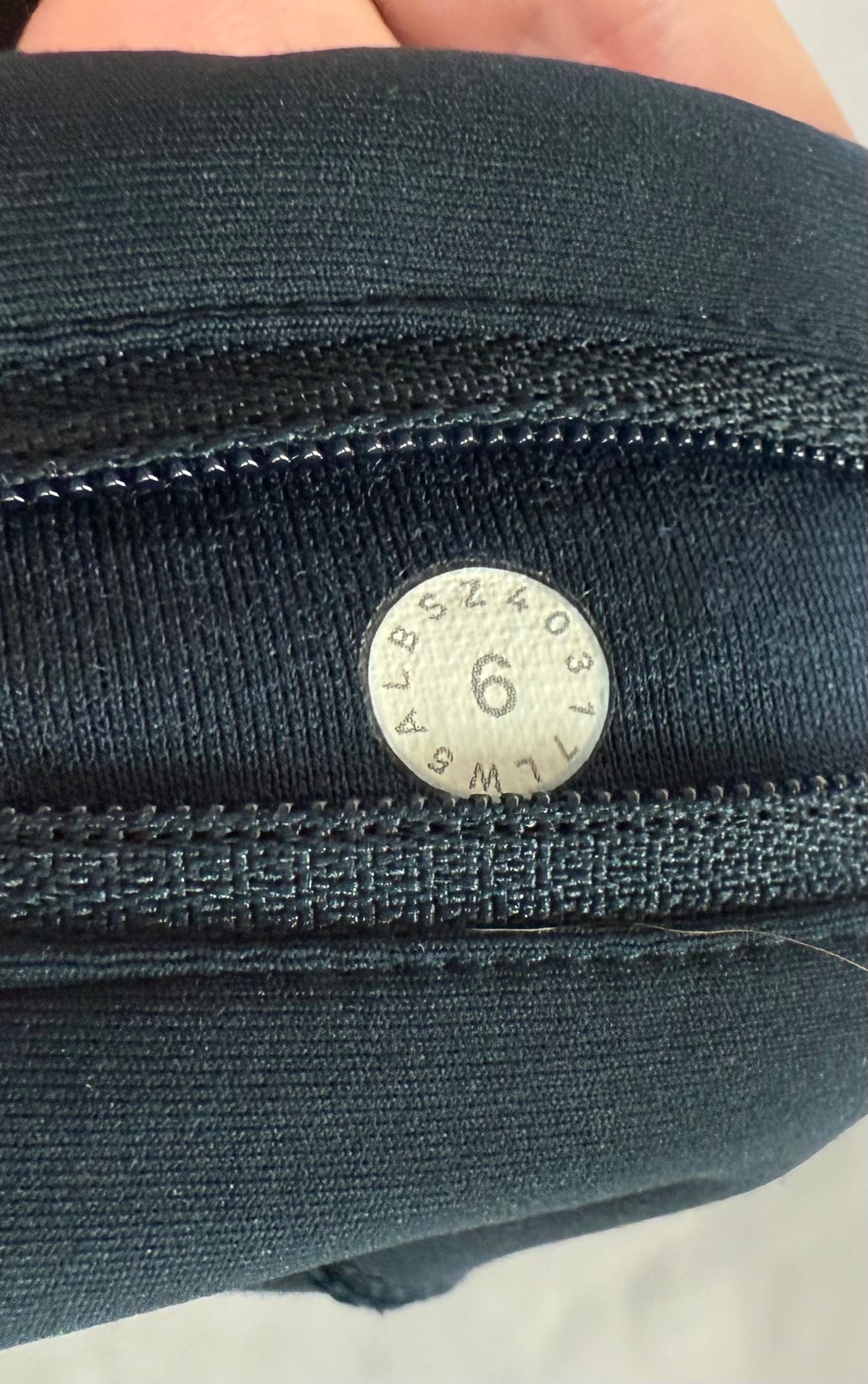 Lululemon Tight Stuff Tight 25” (6)
