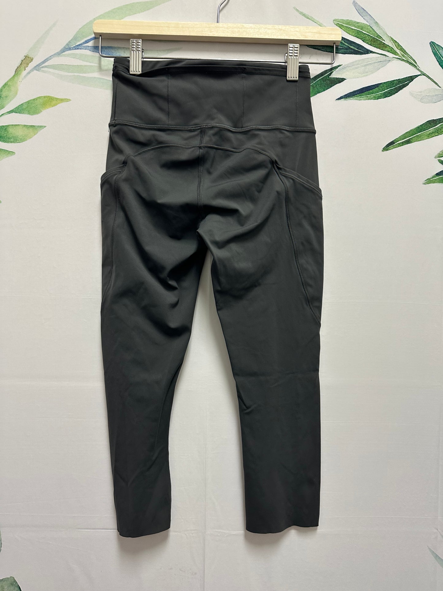 Lululemon Fast & Free HR Crop 19” (4)