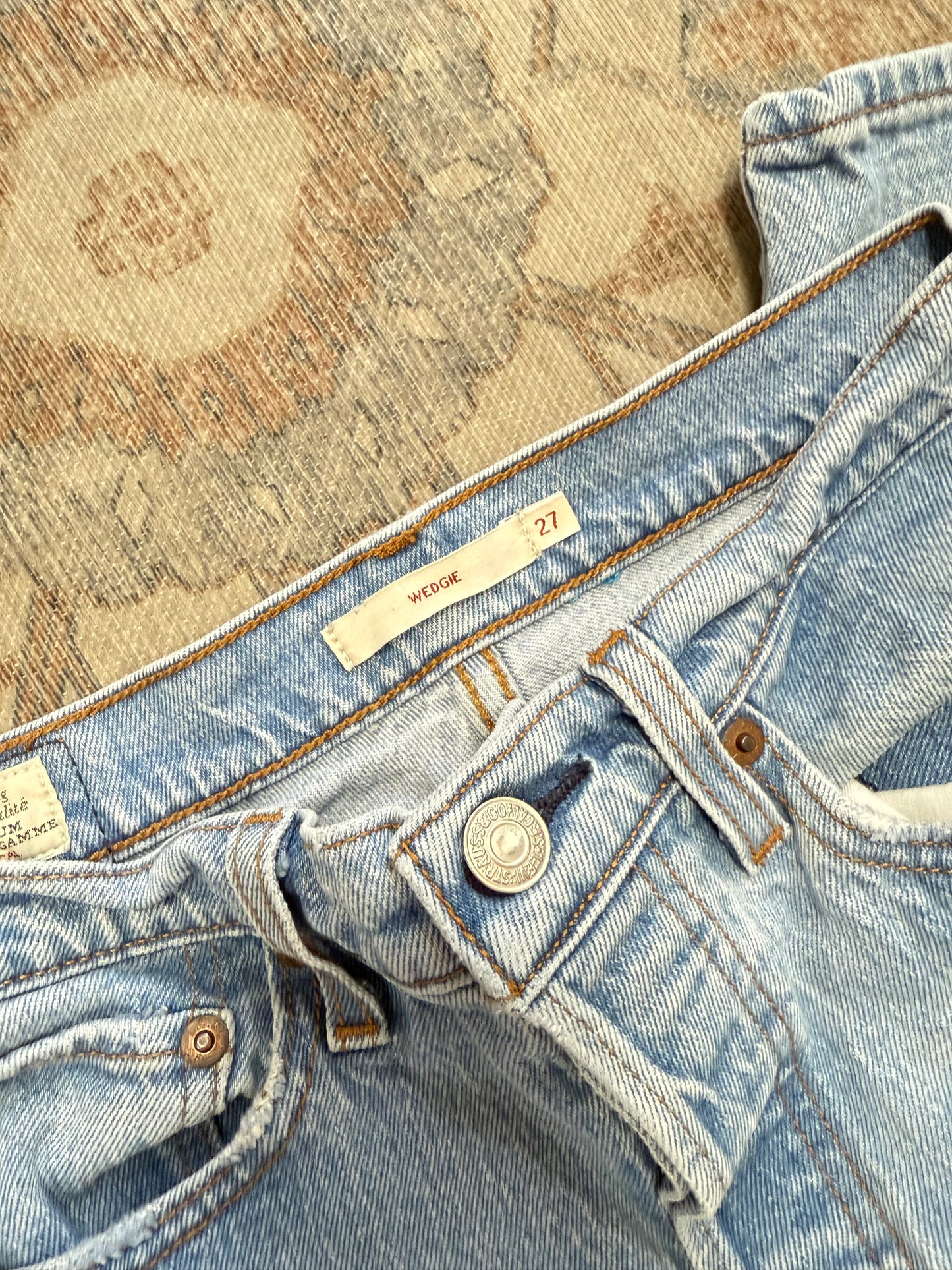 Levi’s Wedgie HR Jeans (27x27)