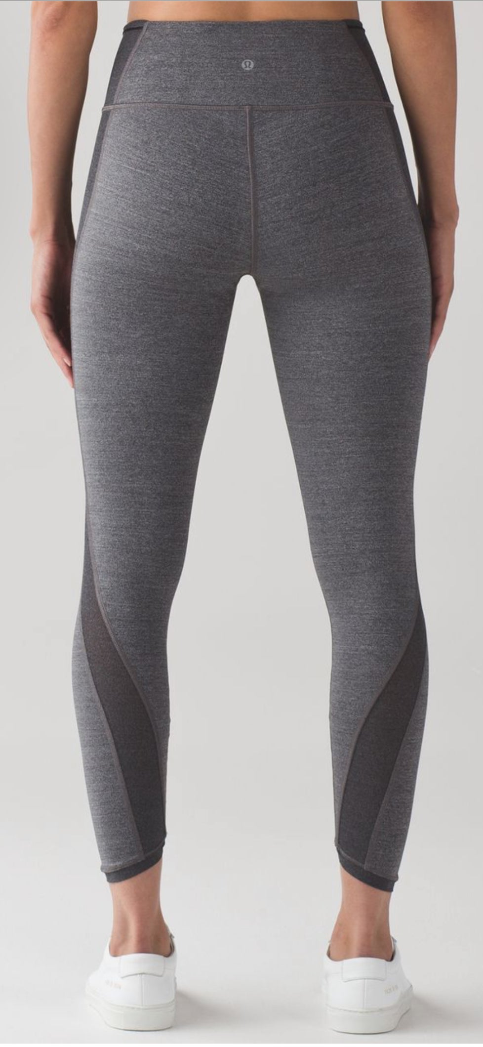 Lululemon Featherlight HR Tight 25” (4)