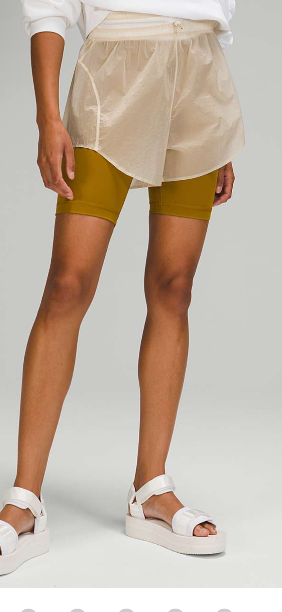 Lululemon Step Out HR Short Shell 3” (L)