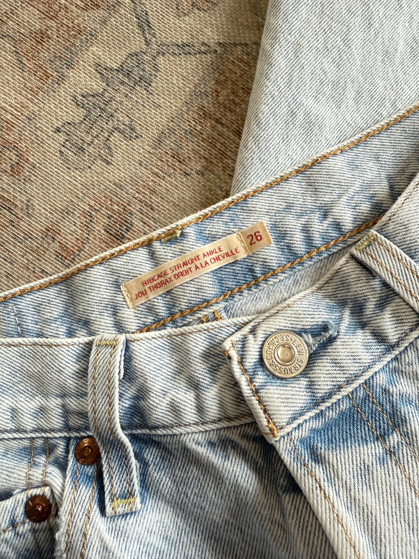 Levi’s Ribcage Straight Ankle HR Jeans (26x29)