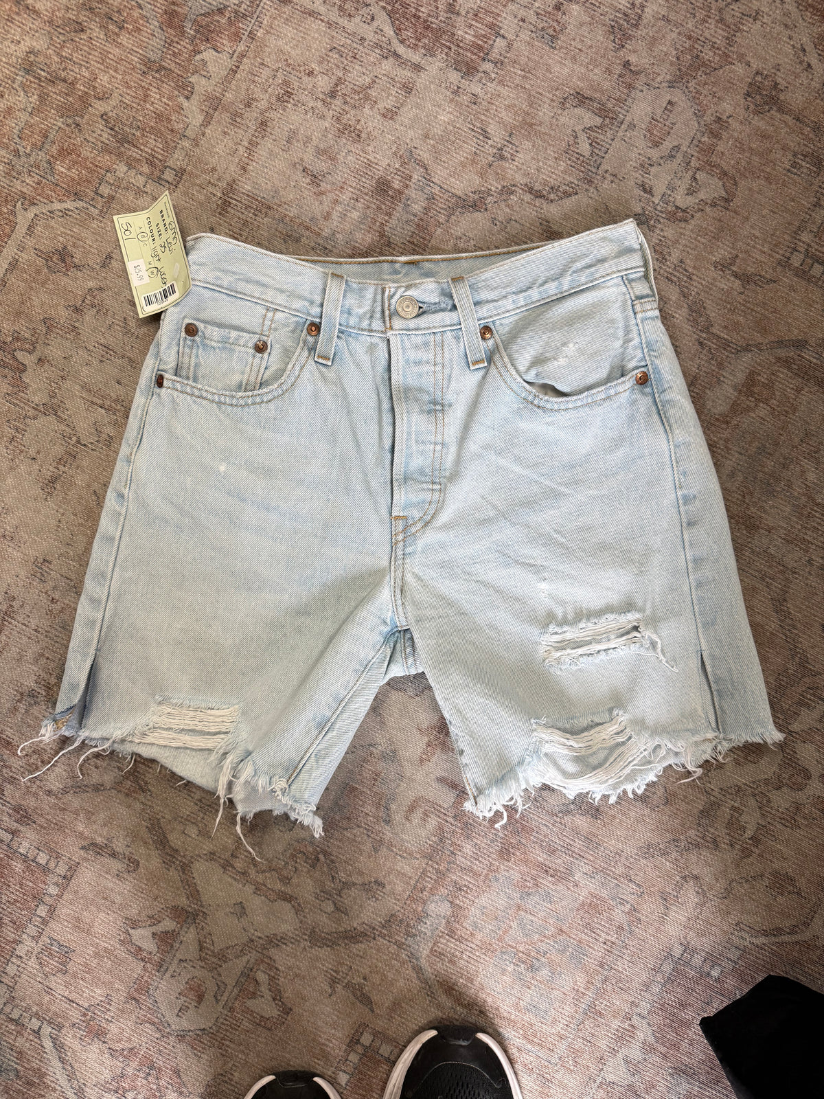 Levi’s 501 Long HR Shorts (25) oo*