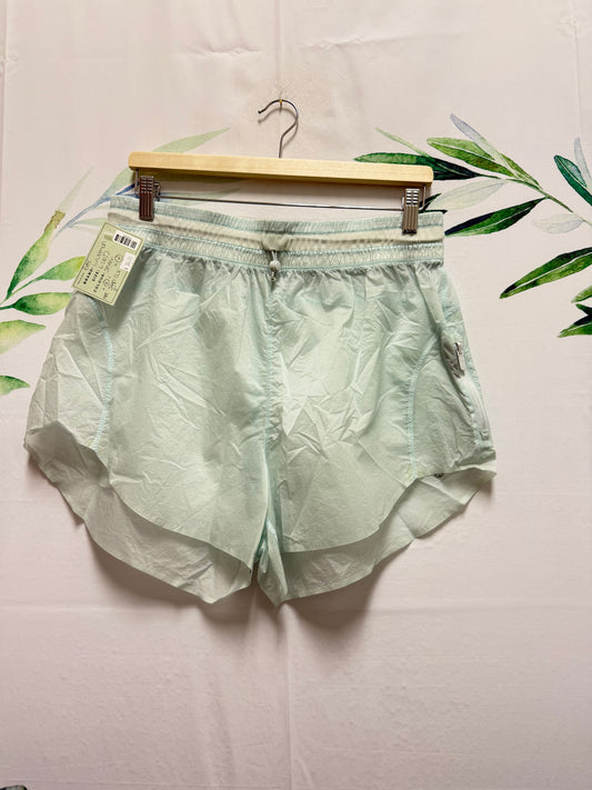 Lululemon Step Out HR Short Shell 3” (L)