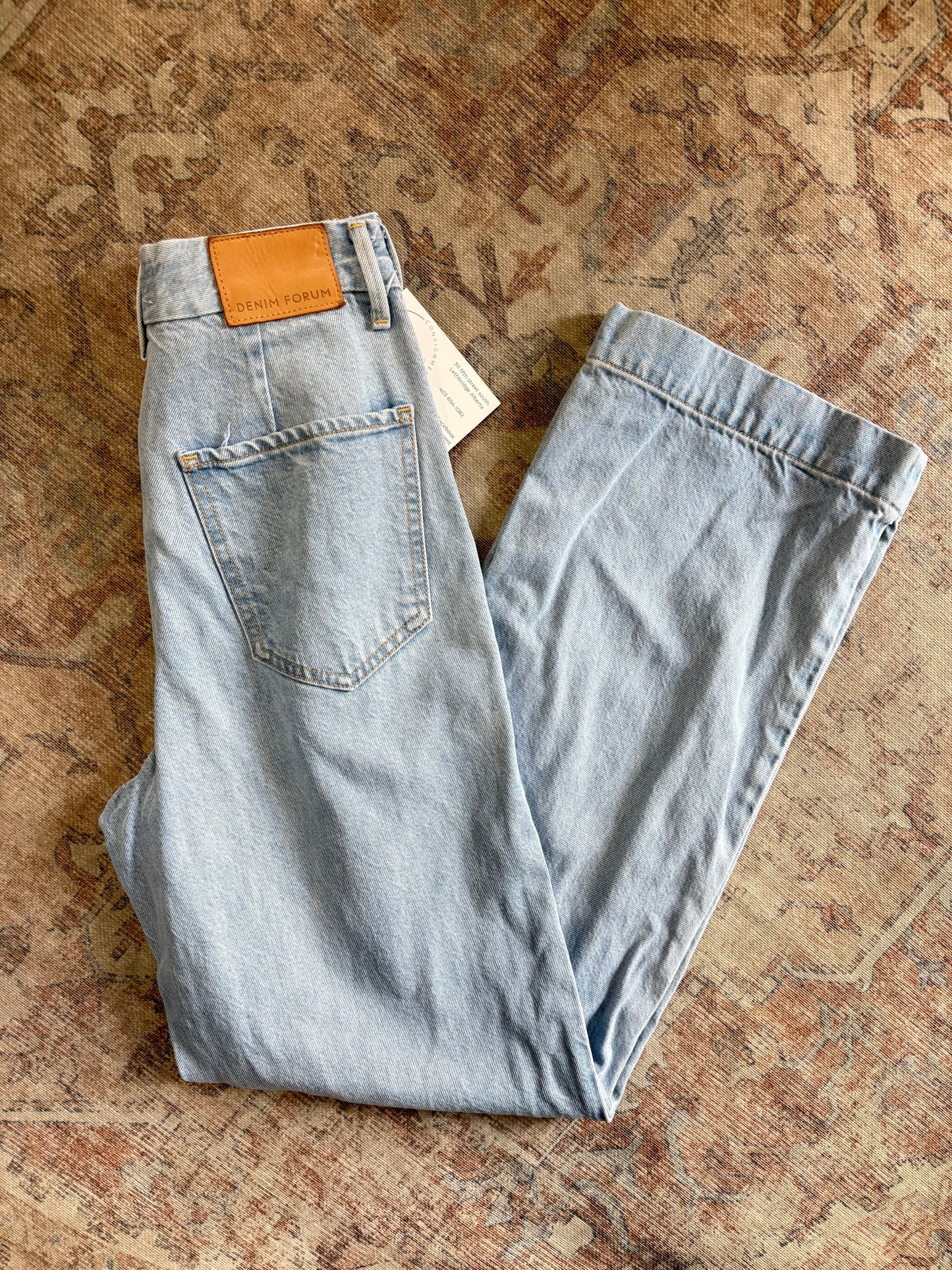 Denim Forum ‘90s Straight So Soft HR Jeans (25x32)