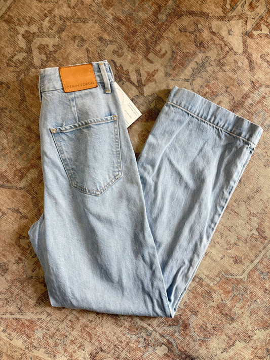 Denim Forum ‘90s Straight So Soft HR Jeans (25x32)