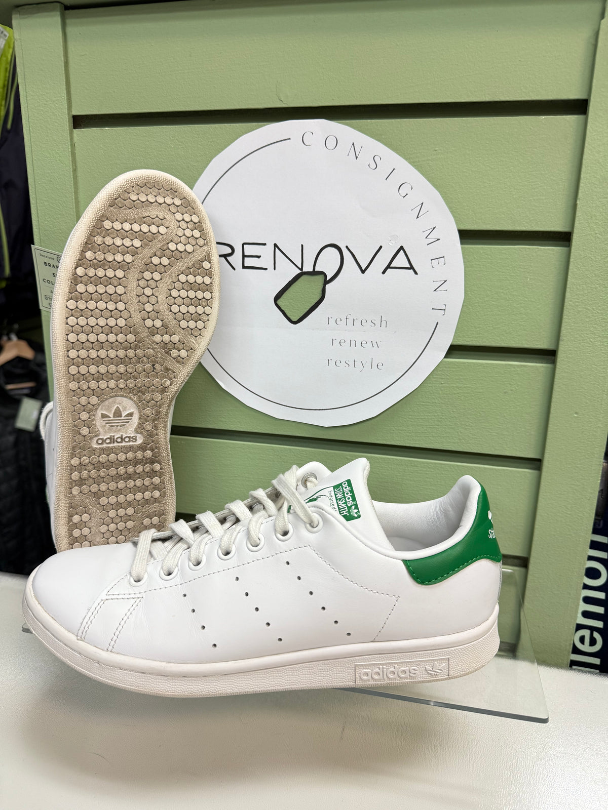 Adidas Stan Smith Sneakers (Womens 8)