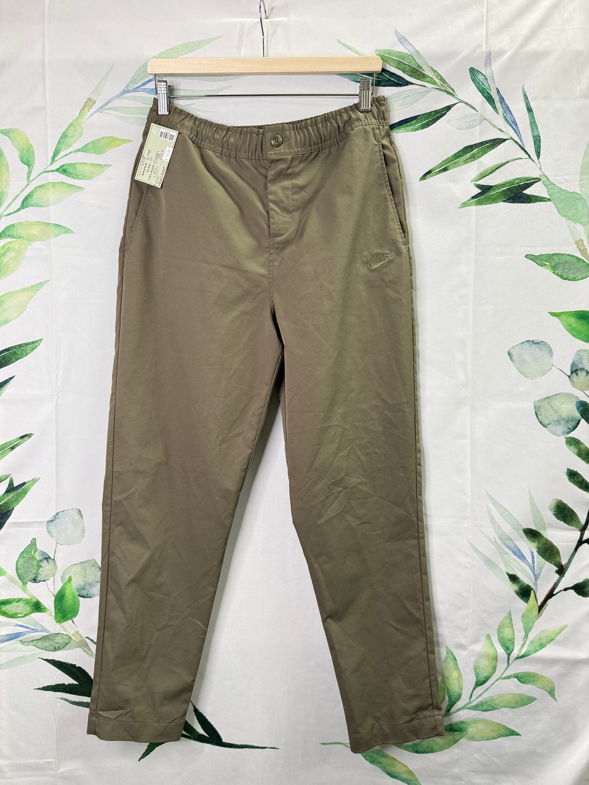 Nike Club Woven Taper Pant (S)