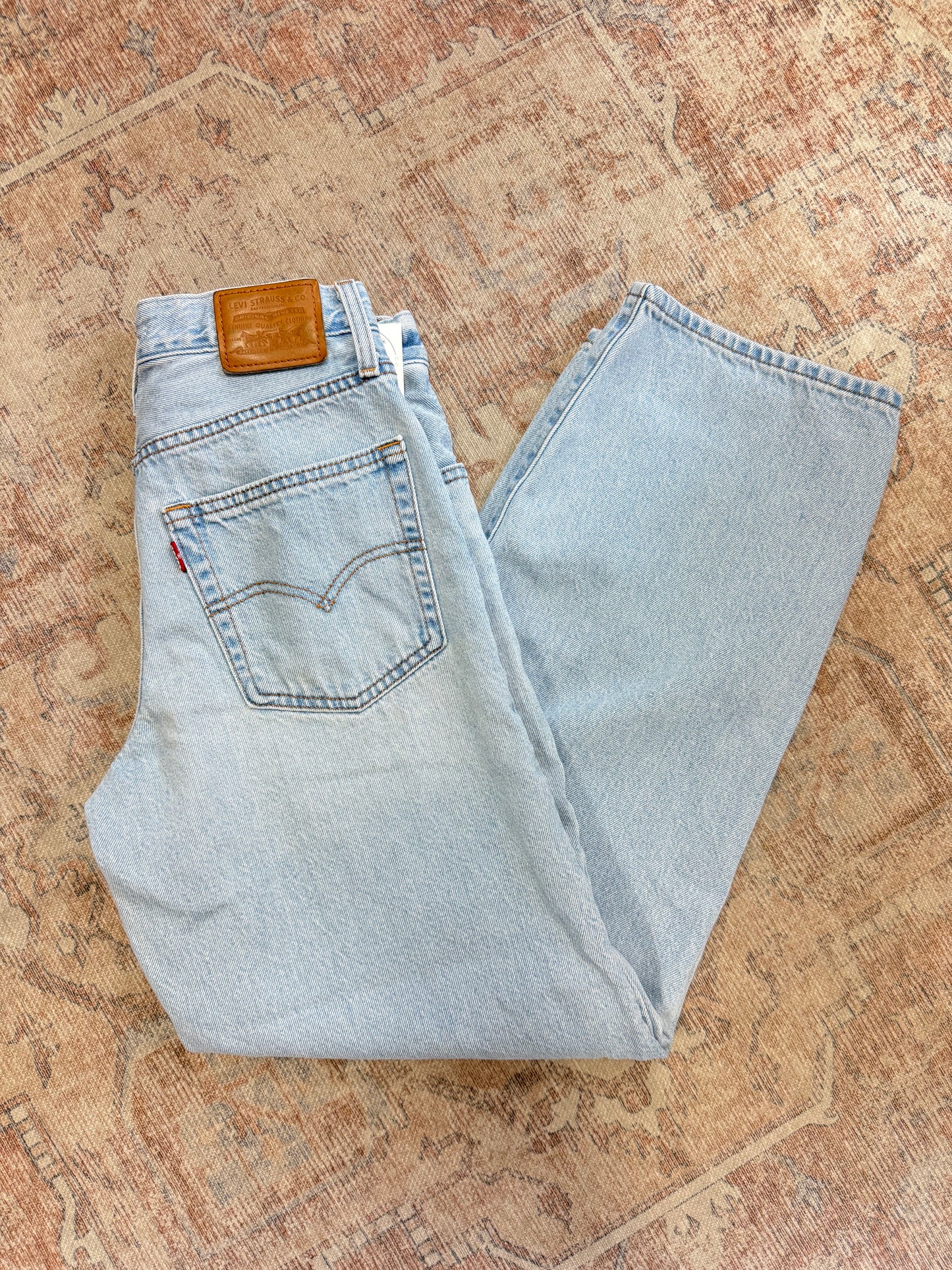 Levi’s Baggy Dad MR Jeans (24x30)