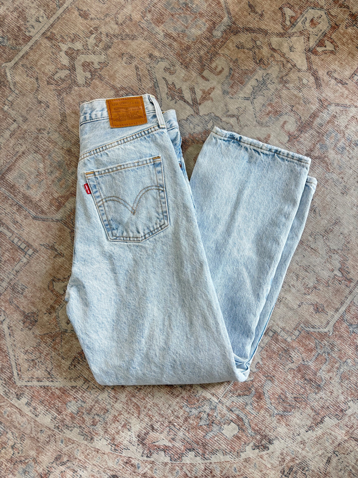 Levi’s Ribcage Straight Ankle HR Jeans (26x29)